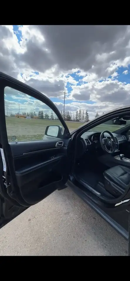 Jeep Grand Cherokee fotografie Jeep Grand Cherokee