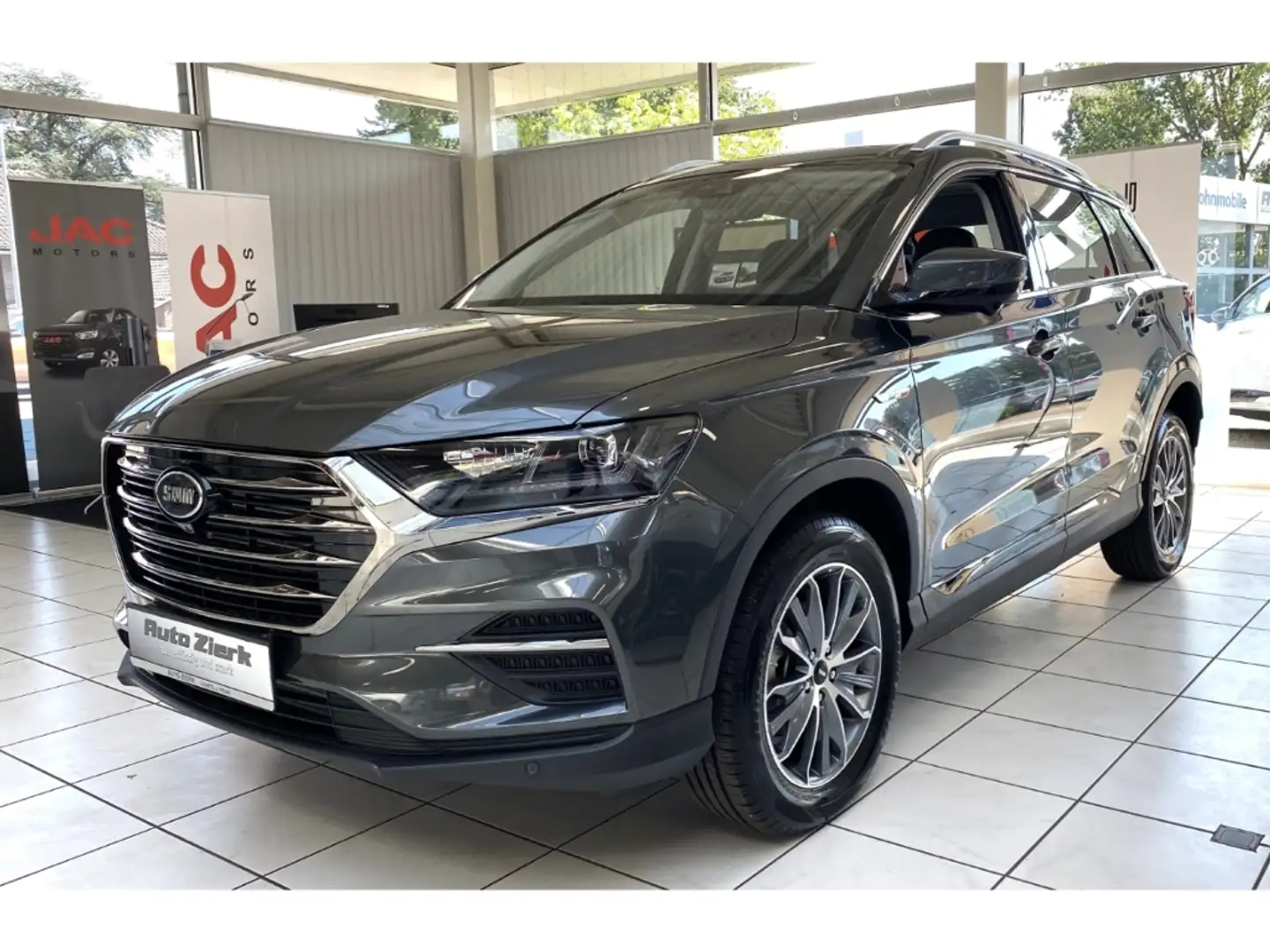 SWM G01 Elite 1.5 Turbo Automatik NAVI 360°Kamera Grau - 1
