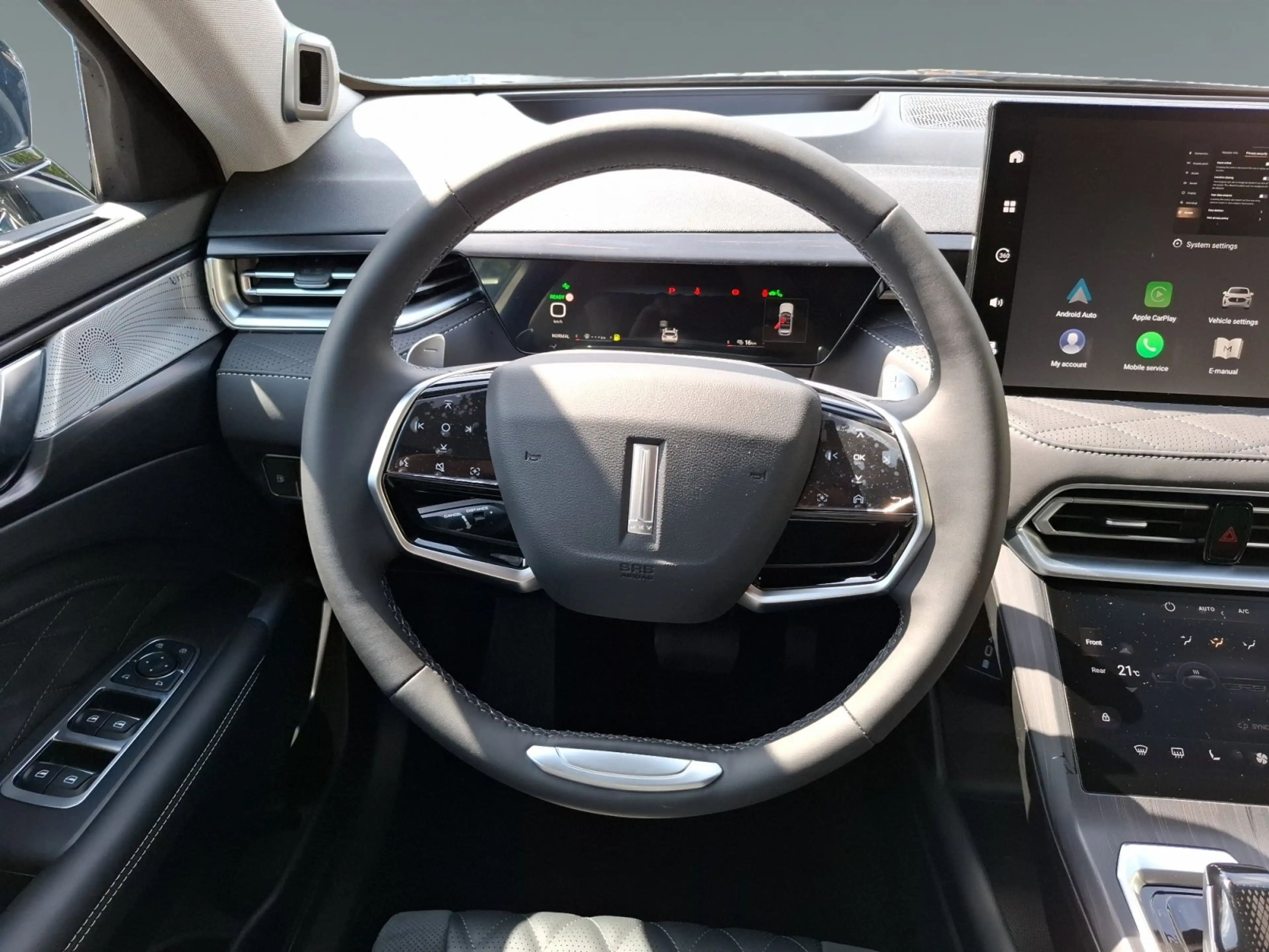 GWM WEY 03 AWD Luxury mit Panoramadach, Winterpaket, GJR — photo 13