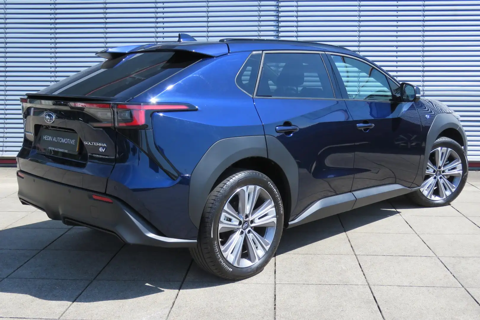 Subaru Solterra Sky Package 71 kWh | Private lease v.a. € 525 P/M Blauw - 2