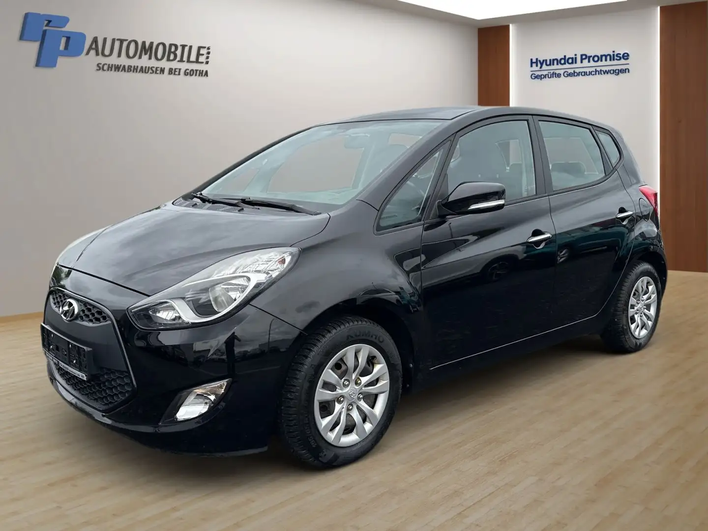 Hyundai iX20 1.6 CRDi Trend -  Klimaautomatik & Sitzhei Noir - 1