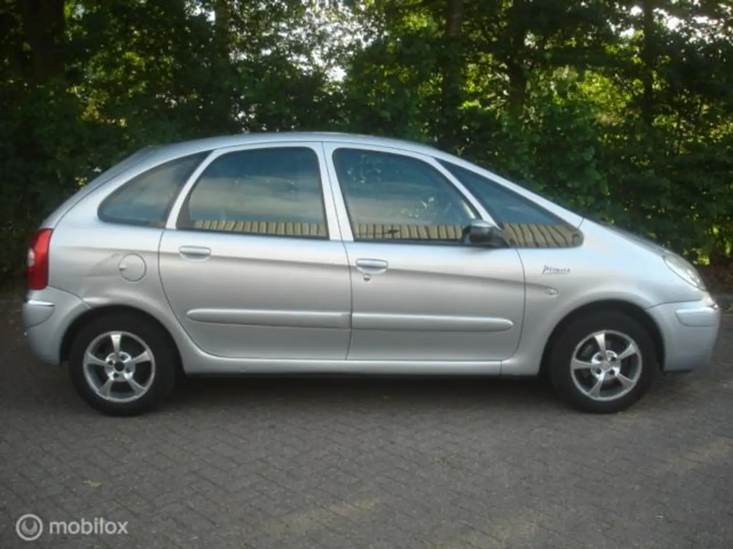 Citroen Xsara Picasso 1.6i-16V Airco 1`eigenaar APK 4-2026 Grijs - 2