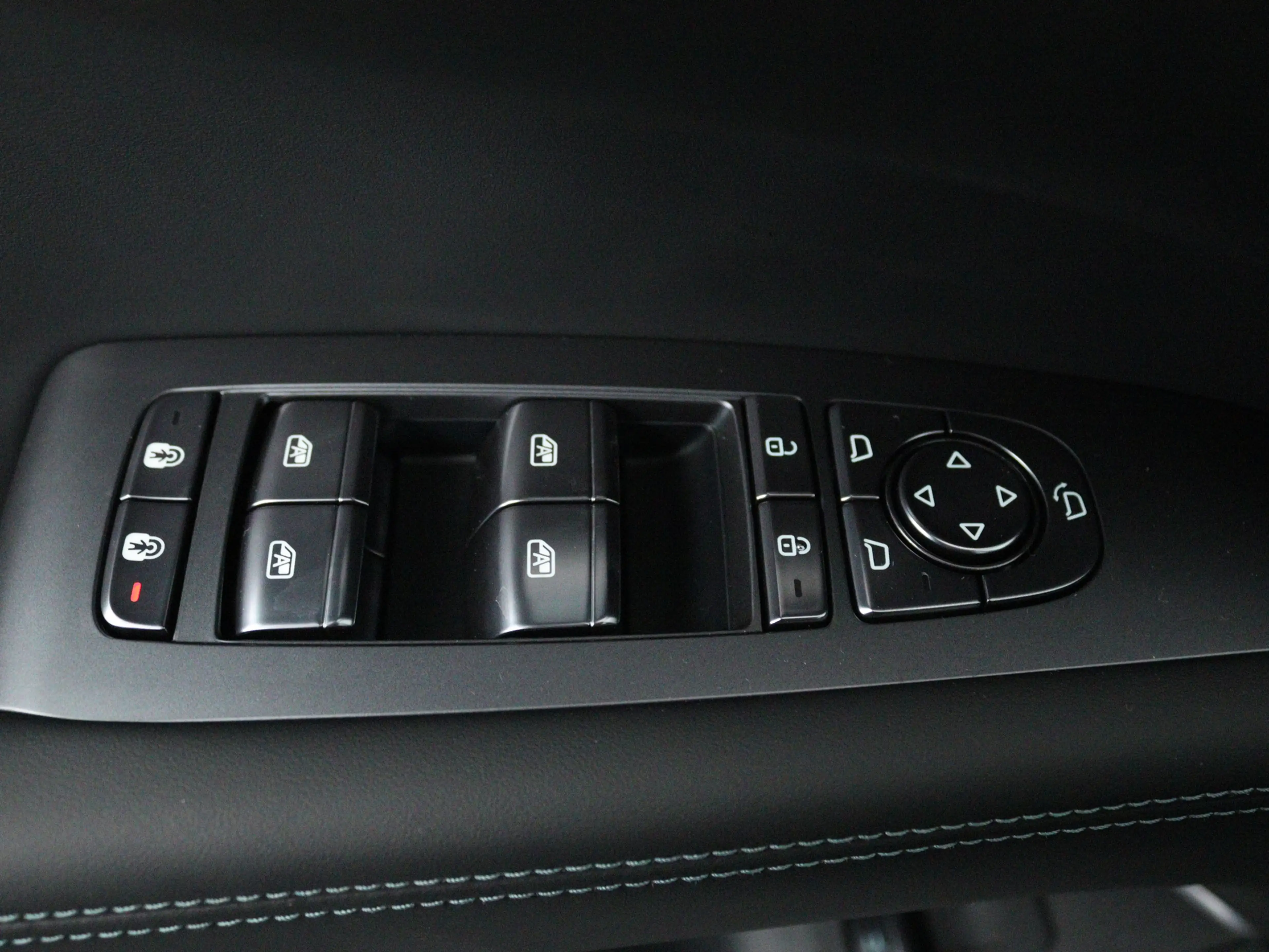 BYD Sealion 7 Design AWD 82.5 kWh — photo 4