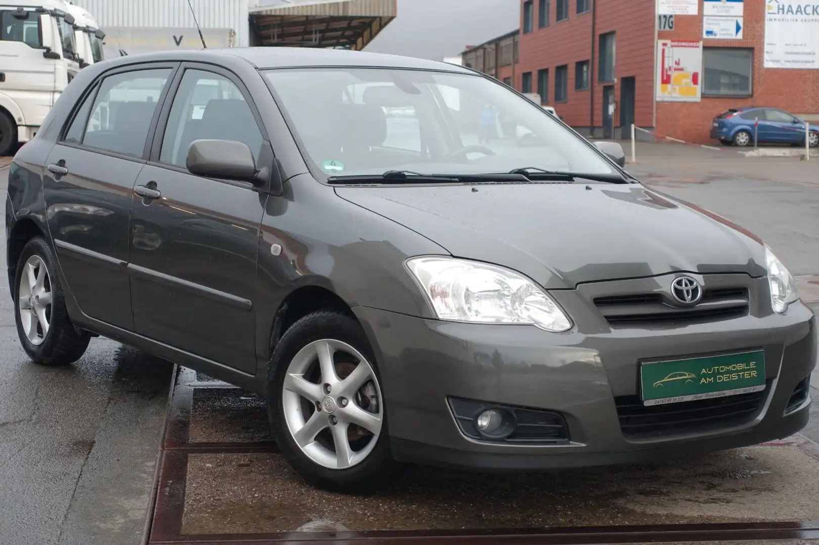 Toyota Corolla 1.4 Sol /Compact//TÜV+SER. NEU//42.000KM Grau - 1