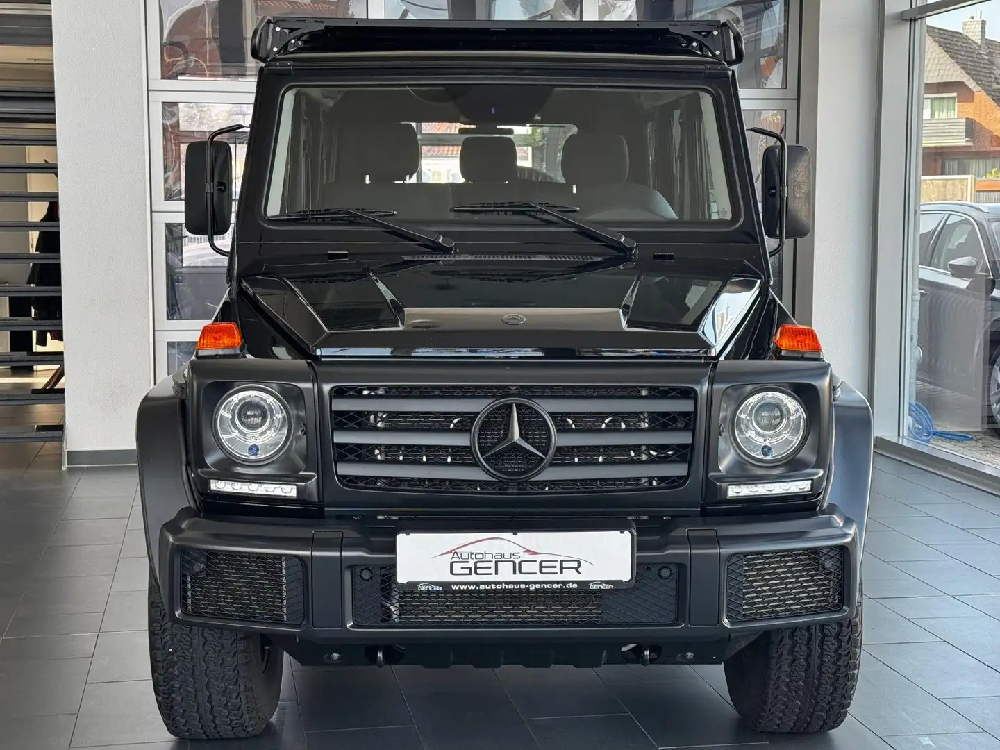 Mercedes-Benz G 350 d Professional "Bi-Xenon/AHK/Klima/Navi" Schwarz - 2