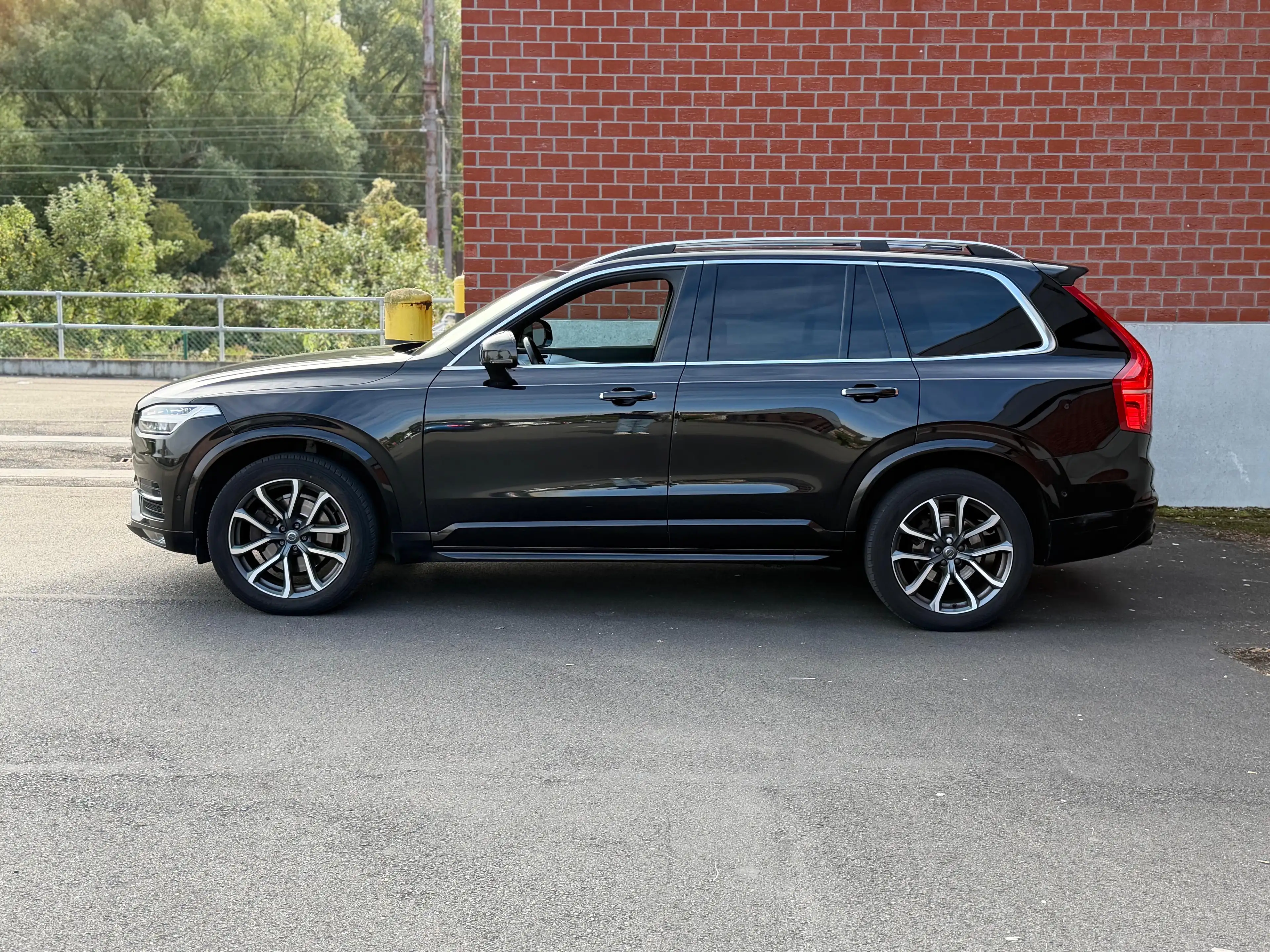 Volvo XC90 XC90 2.0 D5 Eco 4WD Momentum 7pl. Gear. — photo 4