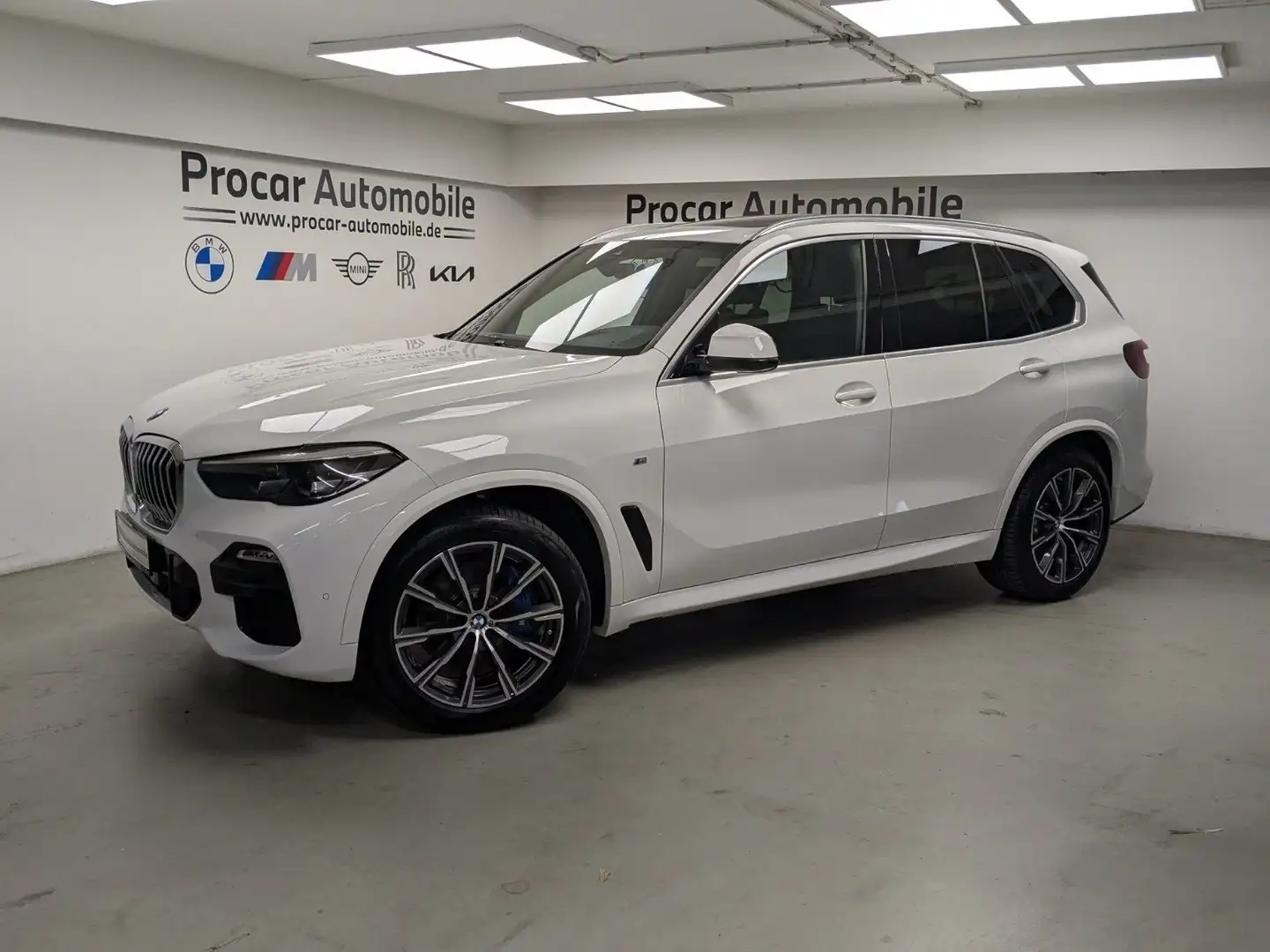 BMW X5 xDrive30d M Sport PANO 20'' SHZ ACC PA H/K DAB LED Wit - 2