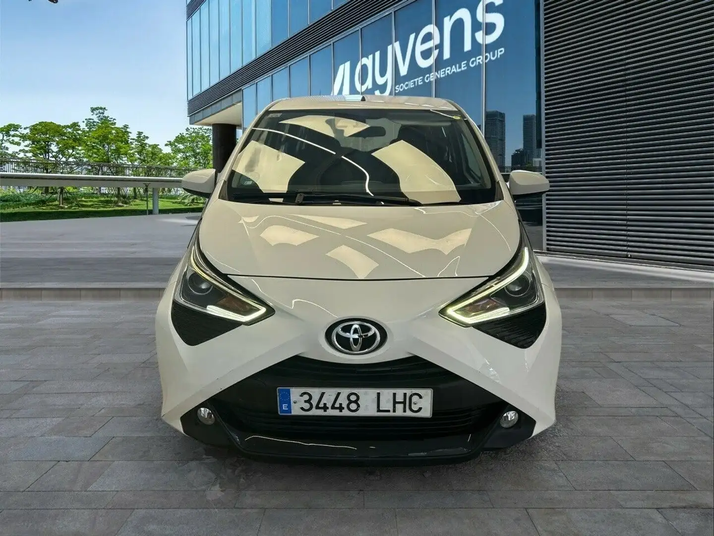 Toyota Aygo 70 x-play - 2