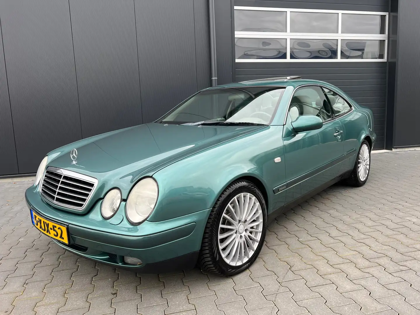 Mercedes-Benz CLK 320 Coupé Elegance 146.000 KM !! Green - 1