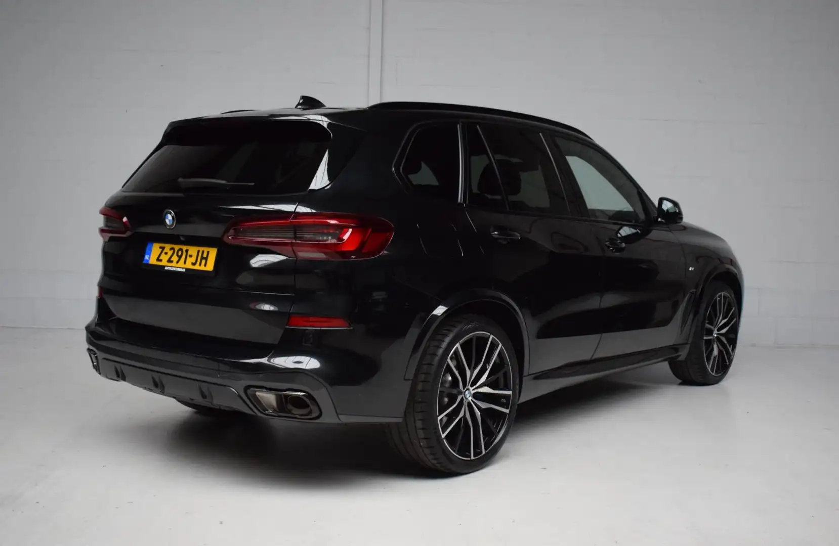 BMW X5 XDrive45e M-SPORT LEER / 22INCH / HEAD-UP / CARPLA Zwart - 2