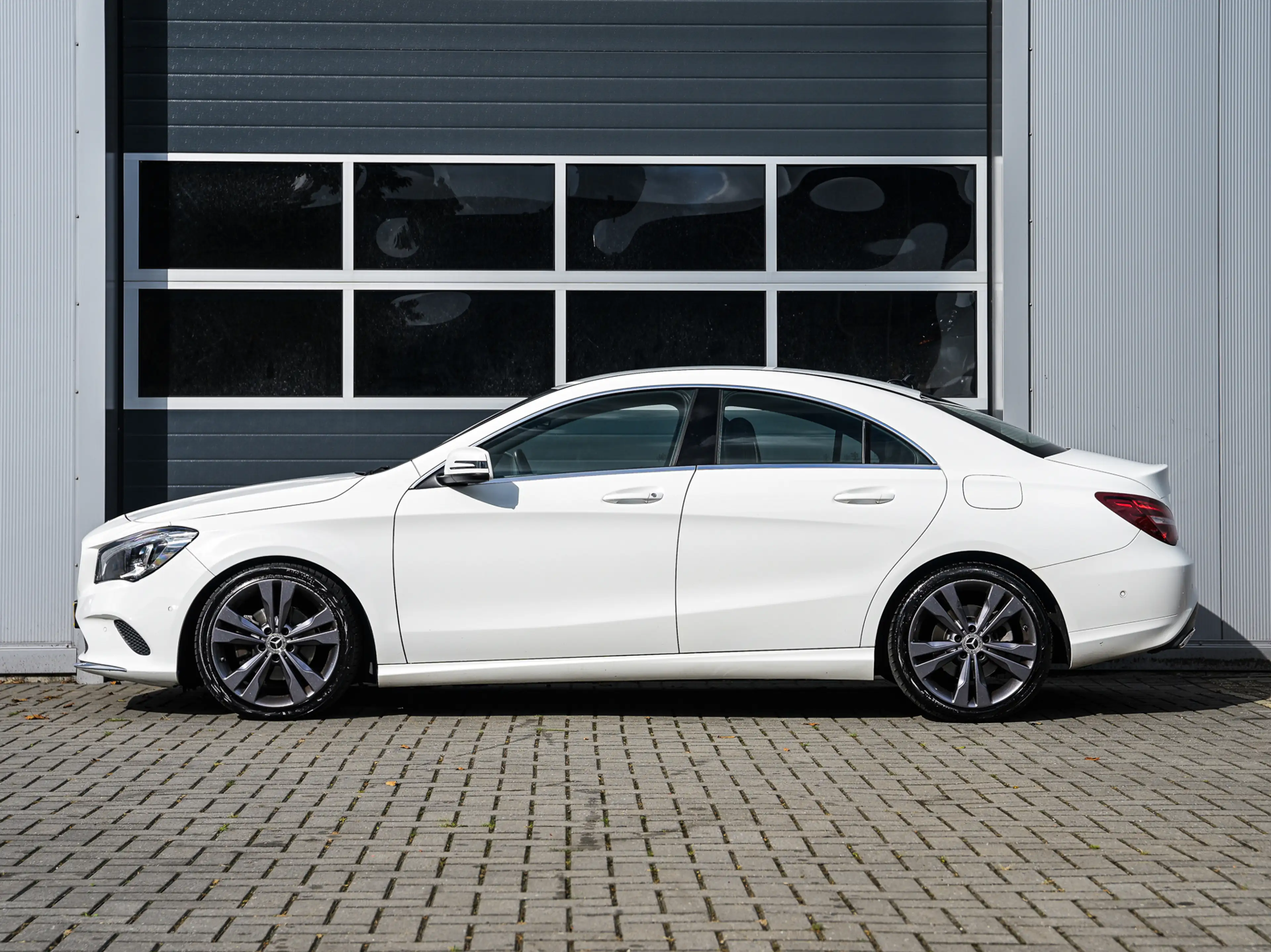 Mercedes-Benz CLA 180 Business Solution | Full LED | Camera | Navi | PDC — photo 4