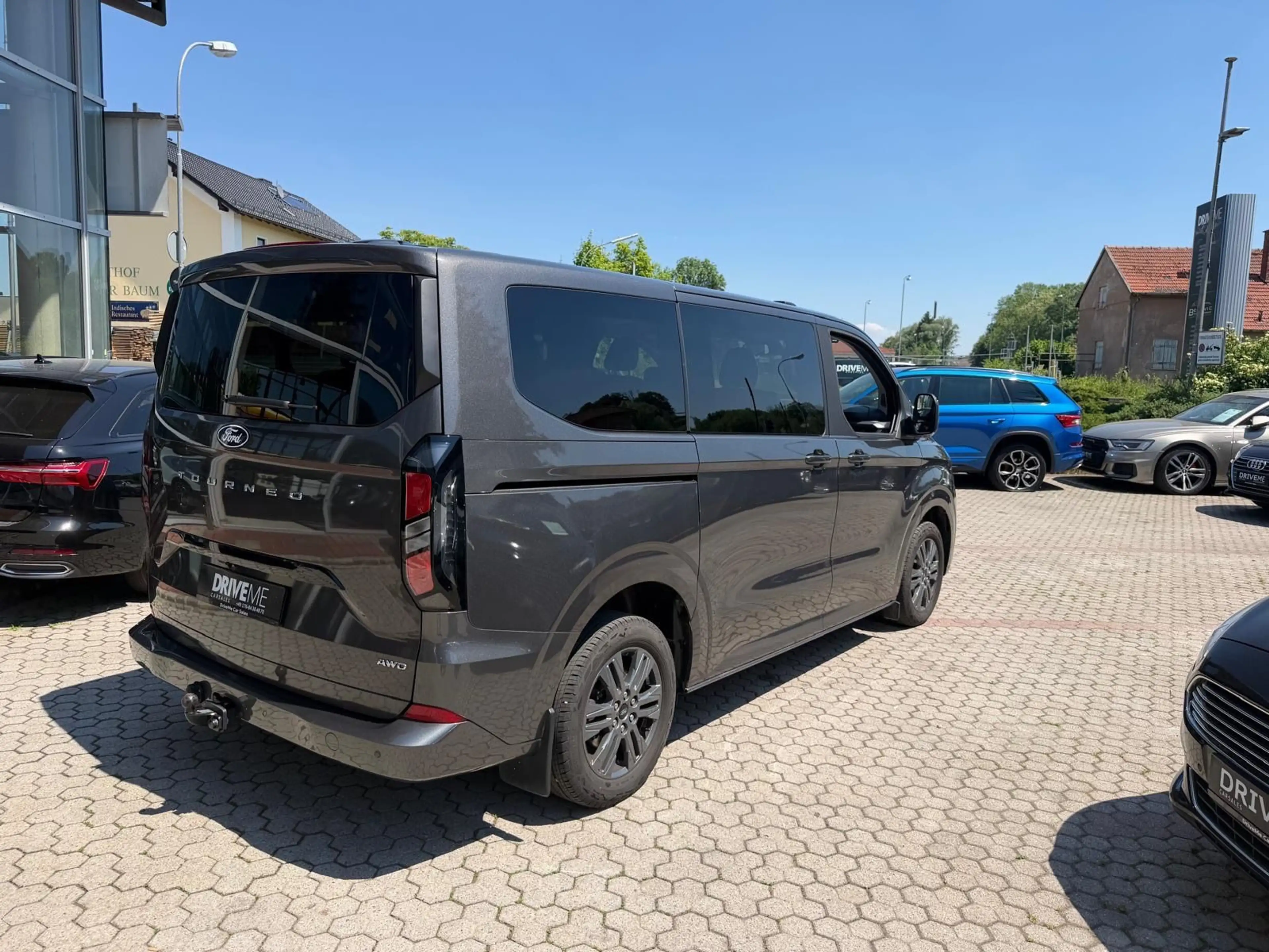Ford Tourneo Custom Bus 320 L1 Tourneo Titanium AWD — photo 8