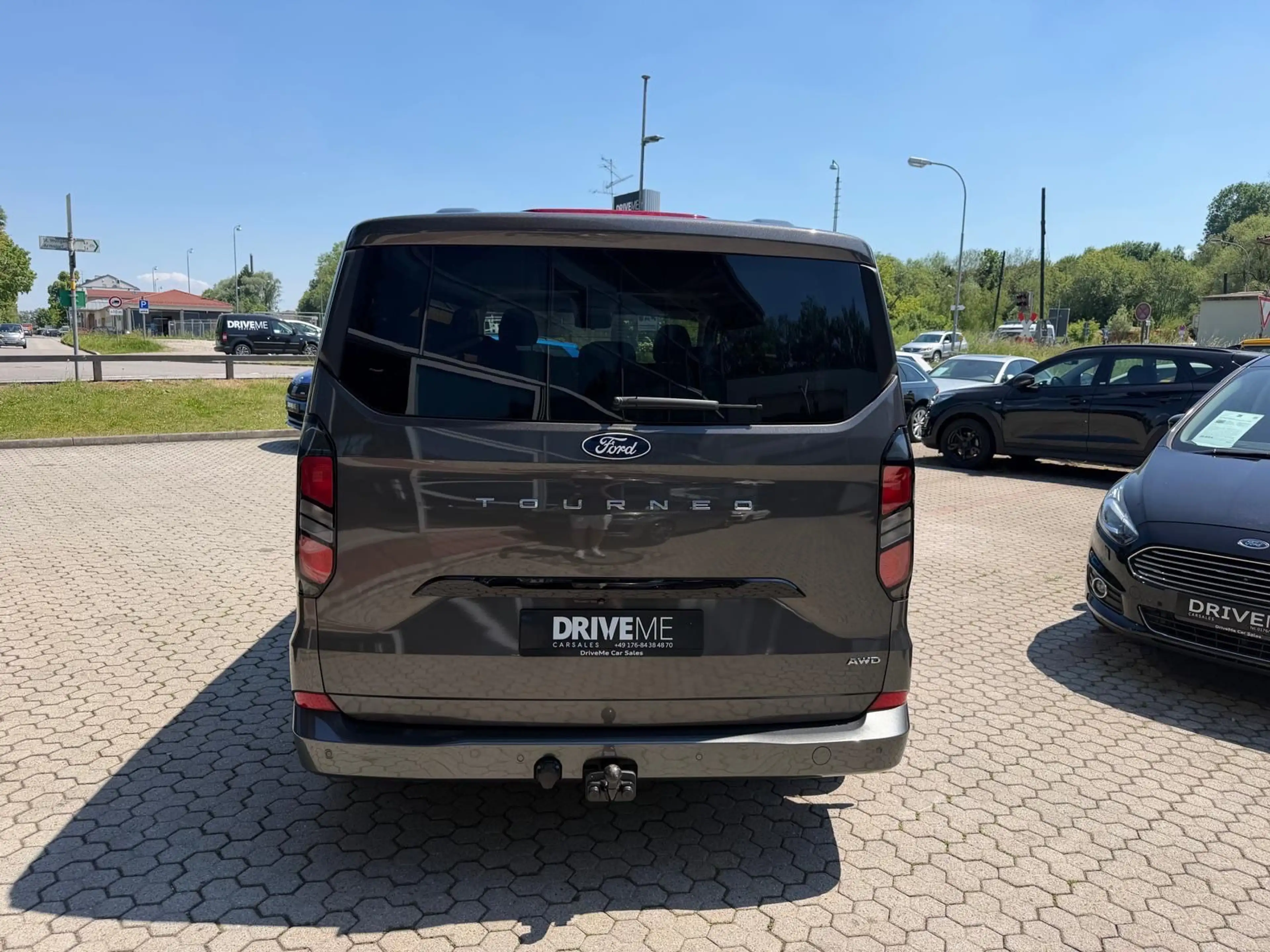 Ford Tourneo Custom Bus 320 L1 Tourneo Titanium AWD — photo 6