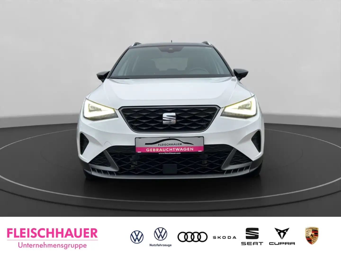 SEAT Arona FR 1.0 TSI DSG+SHZ+LED+KAMERA+PDCv+h+ACC Weiß - 2