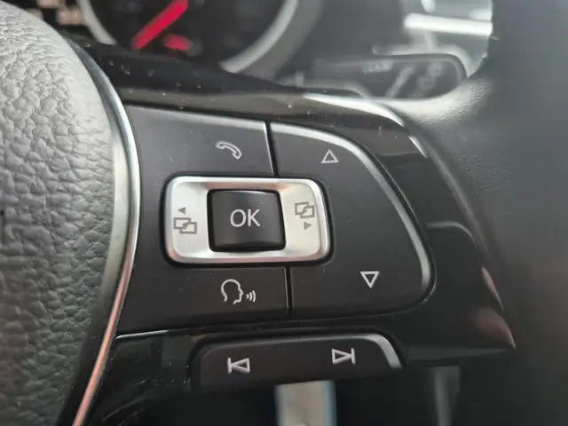 Volkswagen Tiguan view 21