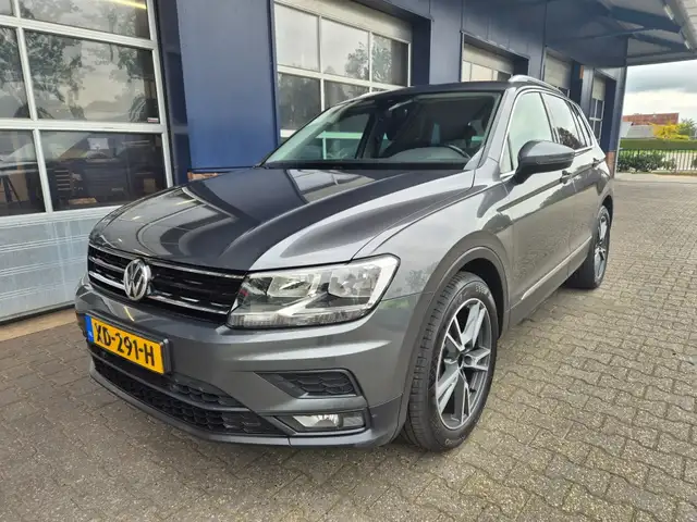 2018 Volkswagen Tiguan in Grey for sale
