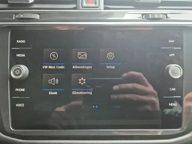 Volkswagen Tiguan view 30