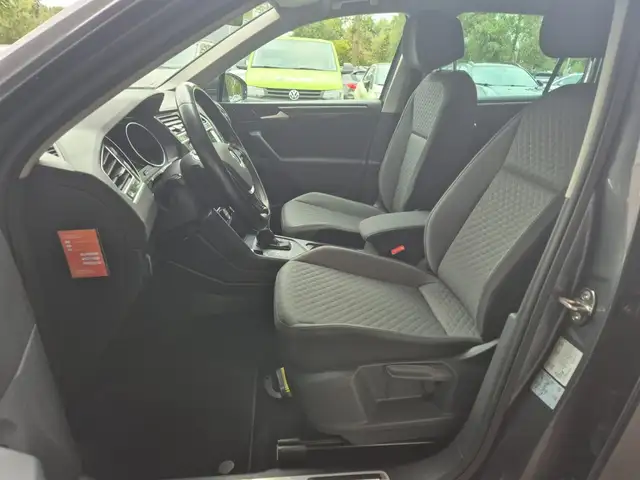 Volkswagen Tiguan view 11