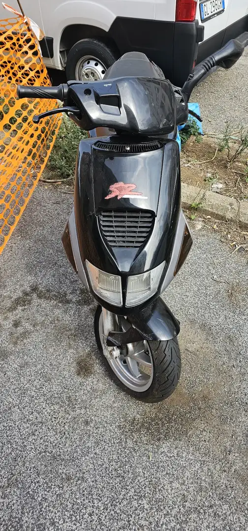 Aprilia SR 50 Zwart - 1