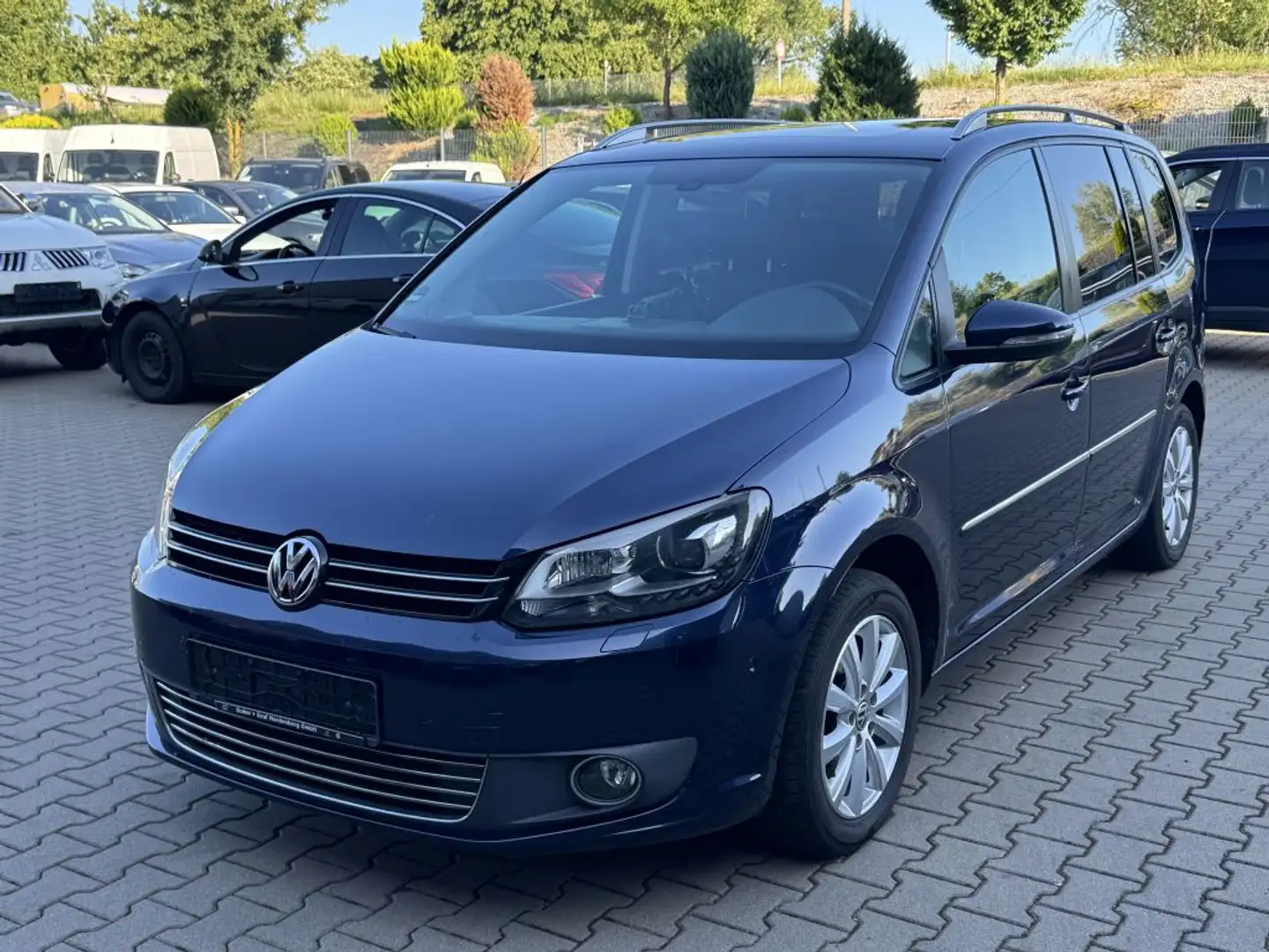 Volkswagen Touran 1.4 TSI DSG Highline LEDER NAVI - 2