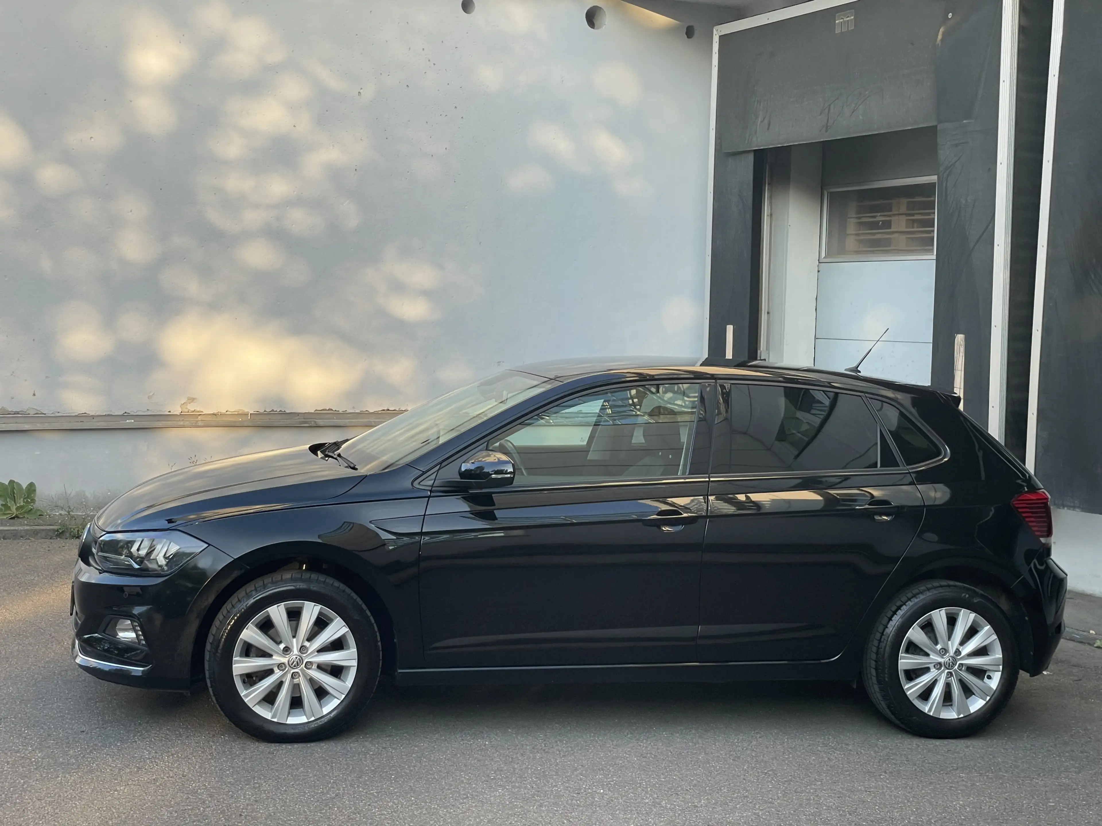 Volkswagen Polo Highline Sitzheizung Einparkhilfe Bluetooth — photo 3