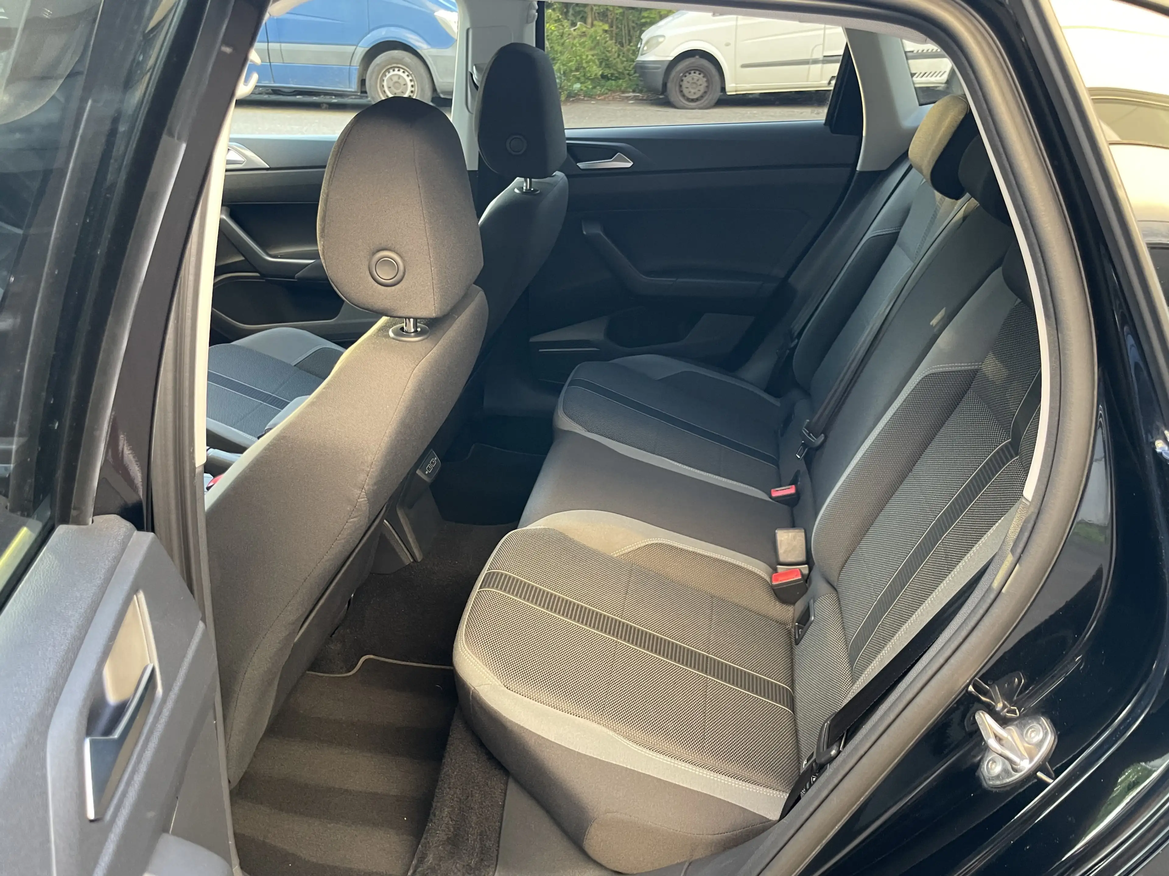 Volkswagen Polo Highline Sitzheizung Einparkhilfe Bluetooth — photo 11