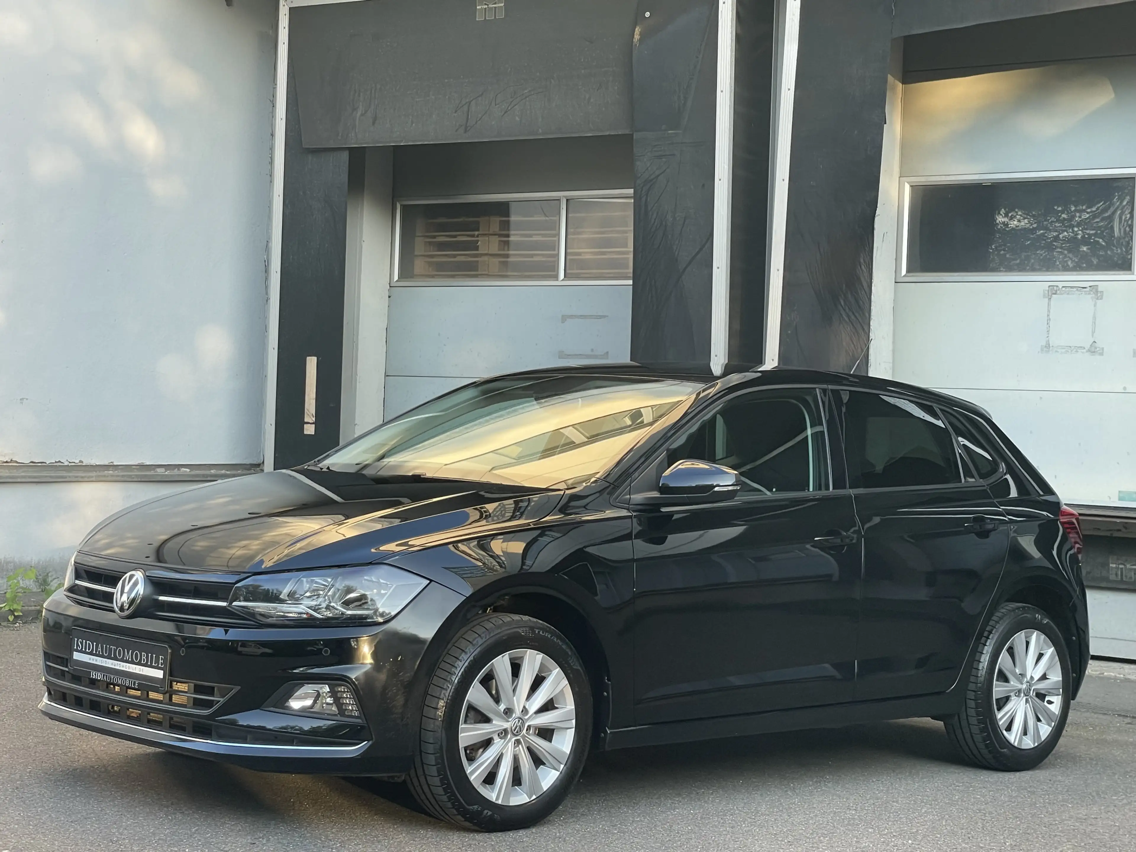 Volkswagen Polo Highline Sitzheizung Einparkhilfe Bluetooth — photo 2