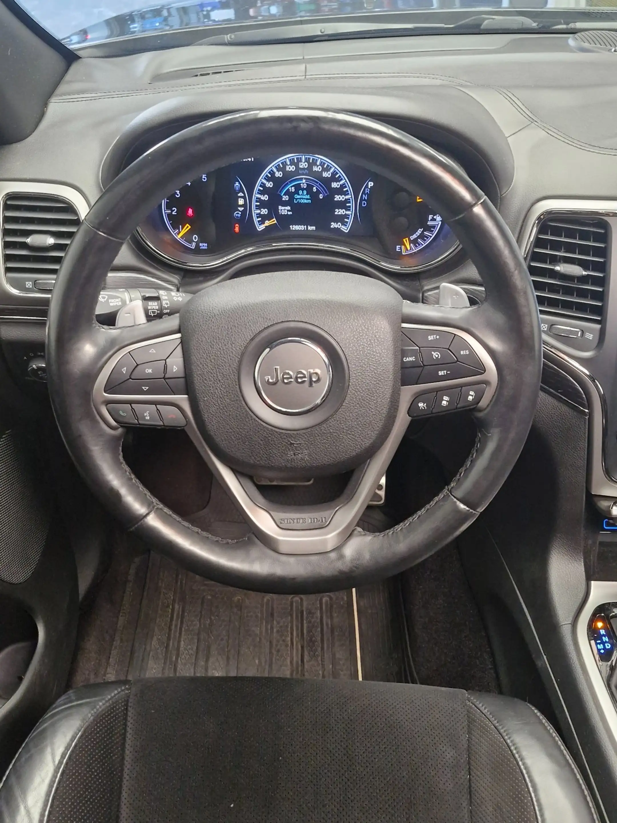 Jeep Grand Cherokee 3.0 CRD Overland PANO ! GOED ONDERH. ! AIRCO ! NAV — photo 10