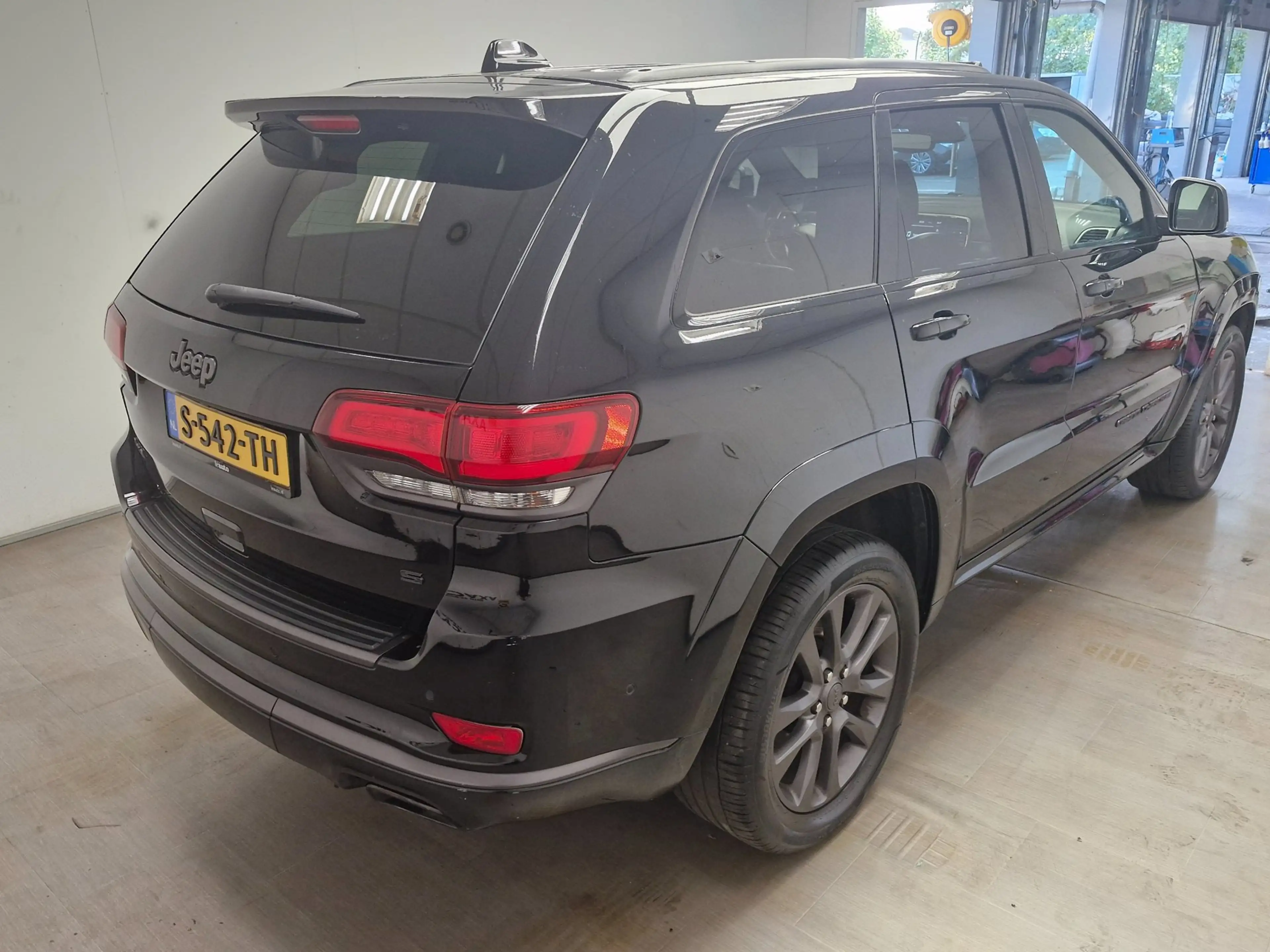 Jeep Grand Cherokee 3.0 CRD Overland PANO ! GOED ONDERH. ! AIRCO ! NAV — photo 6
