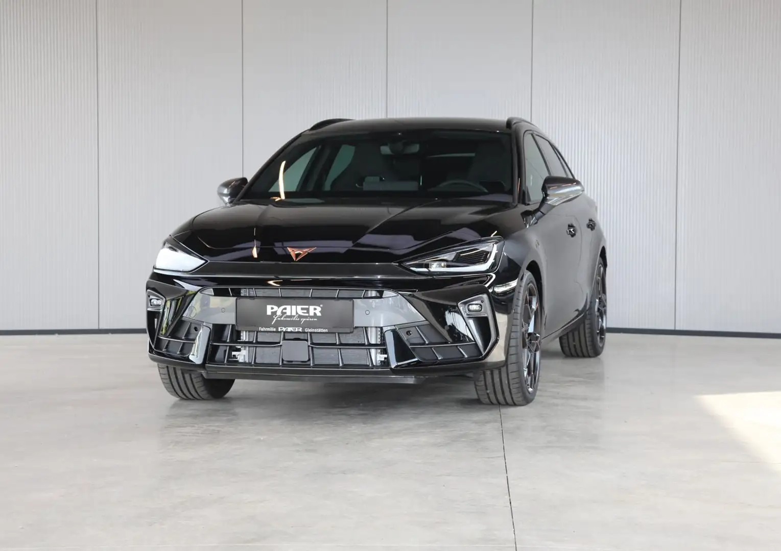 CUPRA Leon 1.5 eTSI DSG 150 PS Noir - 2