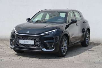 FWD Elegant Black Edition + Technologie Paket + Sa
