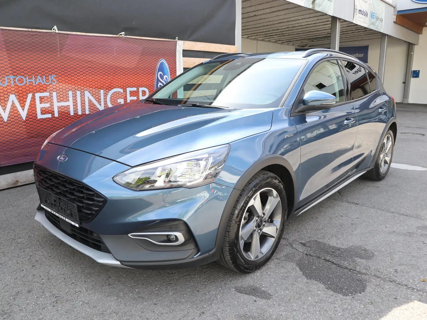 Ford Focus Active Blau - 2