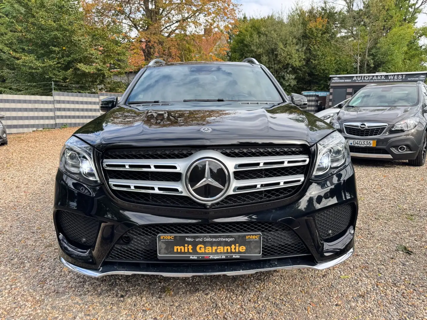 Mercedes-Benz GLS 500 4Matic//AMG*KAMERA*HARMAN-KARDON*// Černá - 2