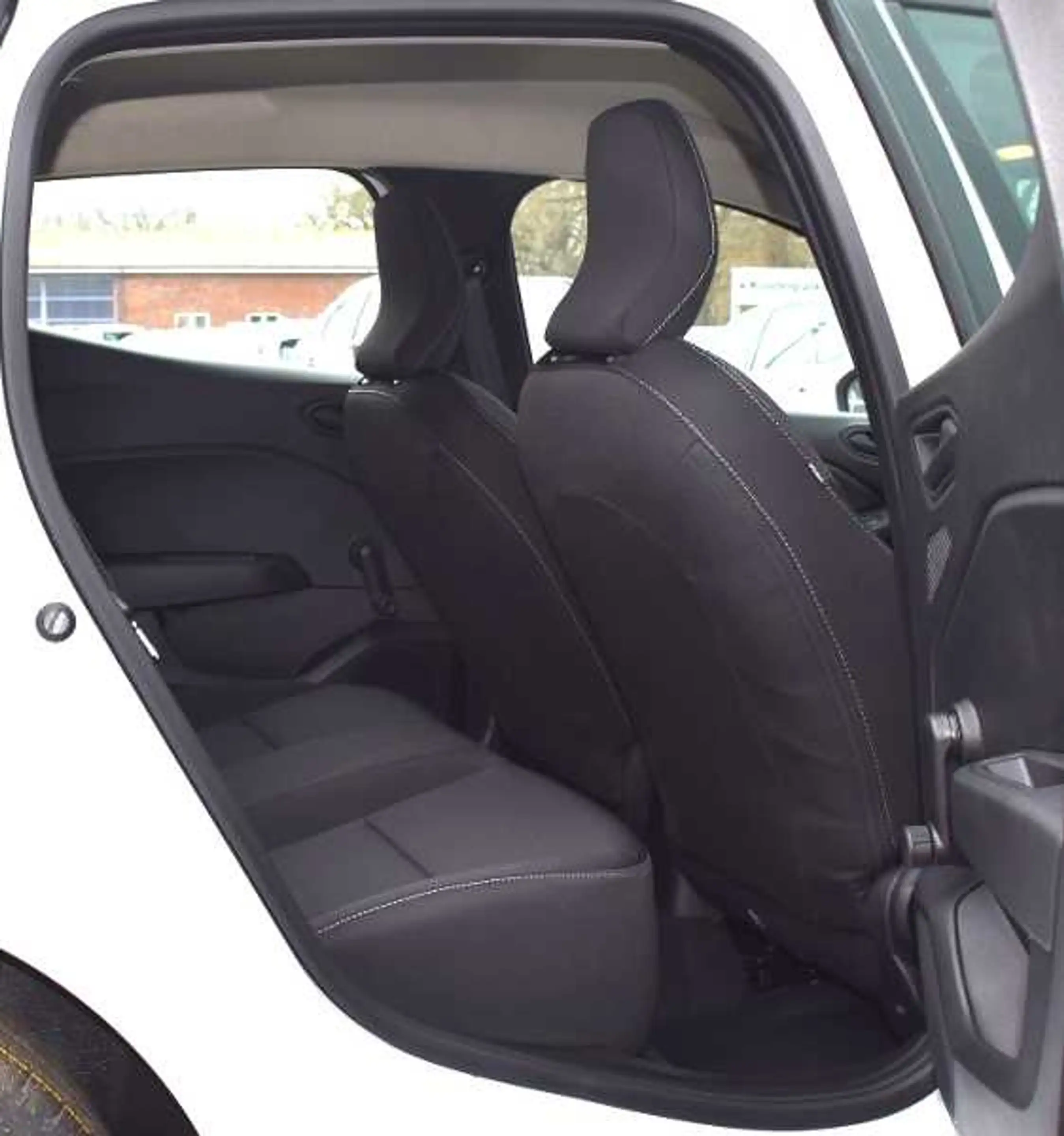 Mitsubishi Colt BASIS 1.0 Benziner 5-Gang — photo 10