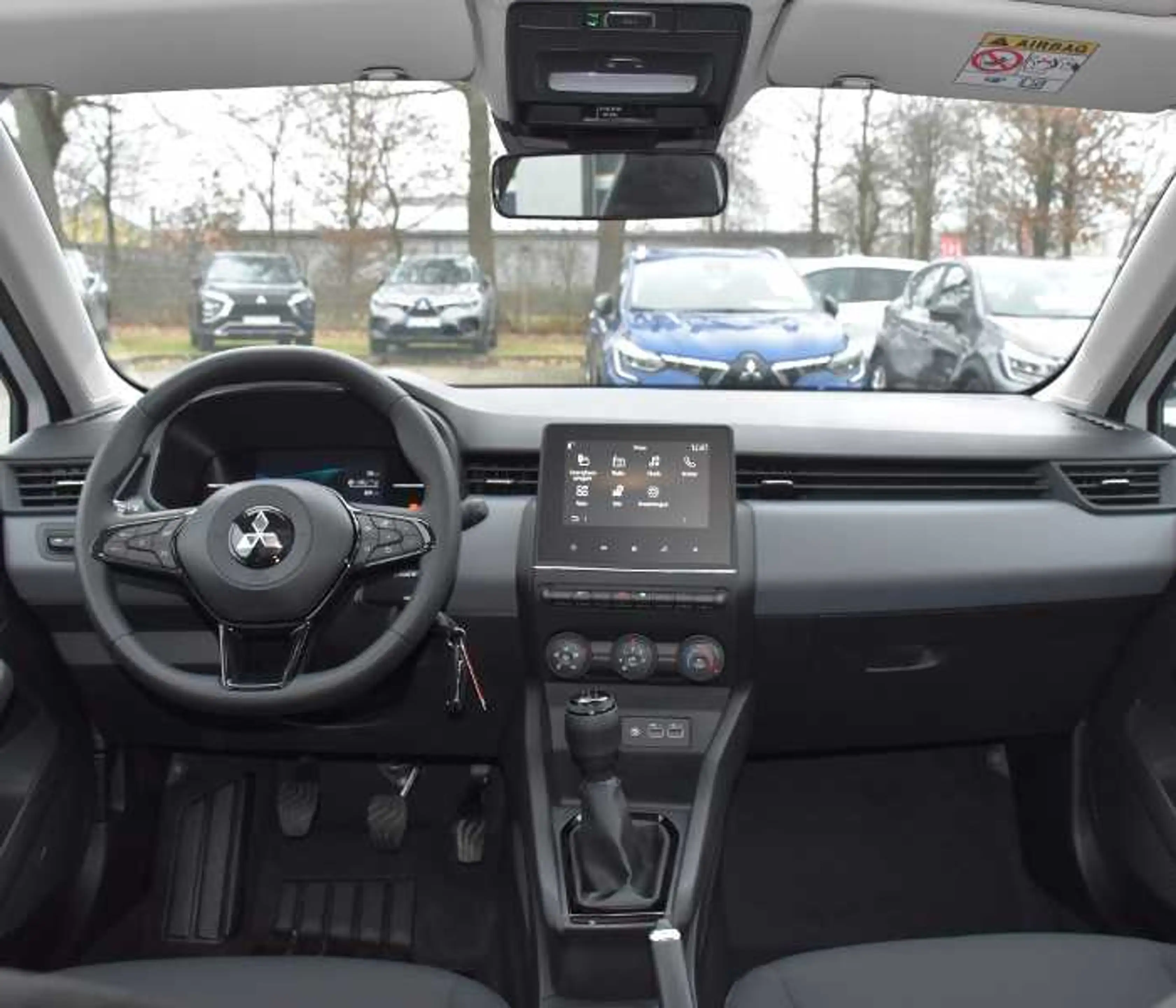 Mitsubishi Colt BASIS 1.0 Benziner 5-Gang — photo 14