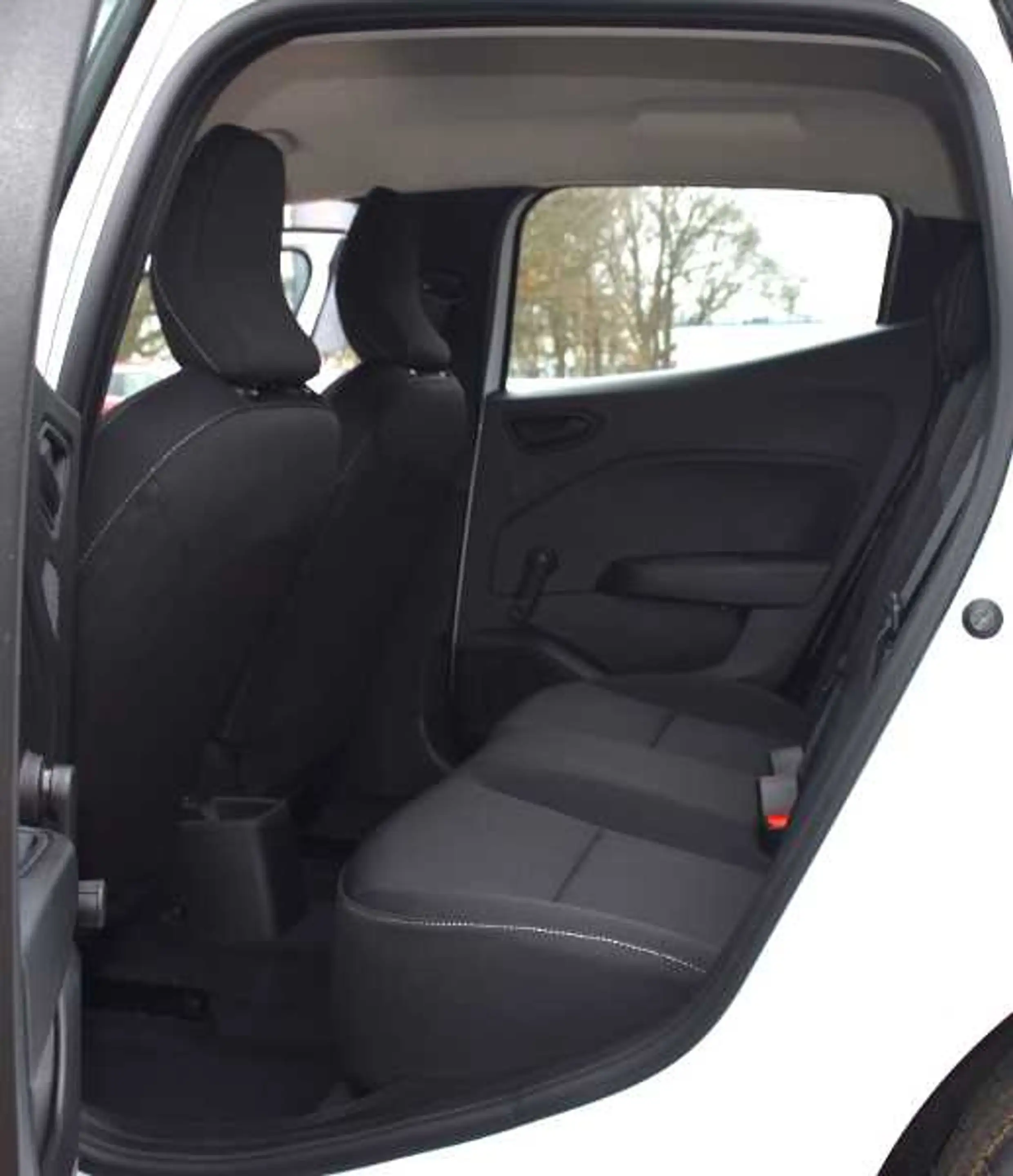 Mitsubishi Colt BASIS 1.0 Benziner 5-Gang — photo 9