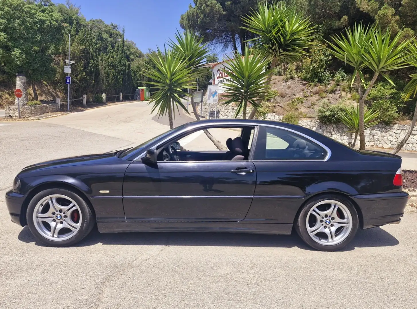 BMW 320 Ci Negro - 2