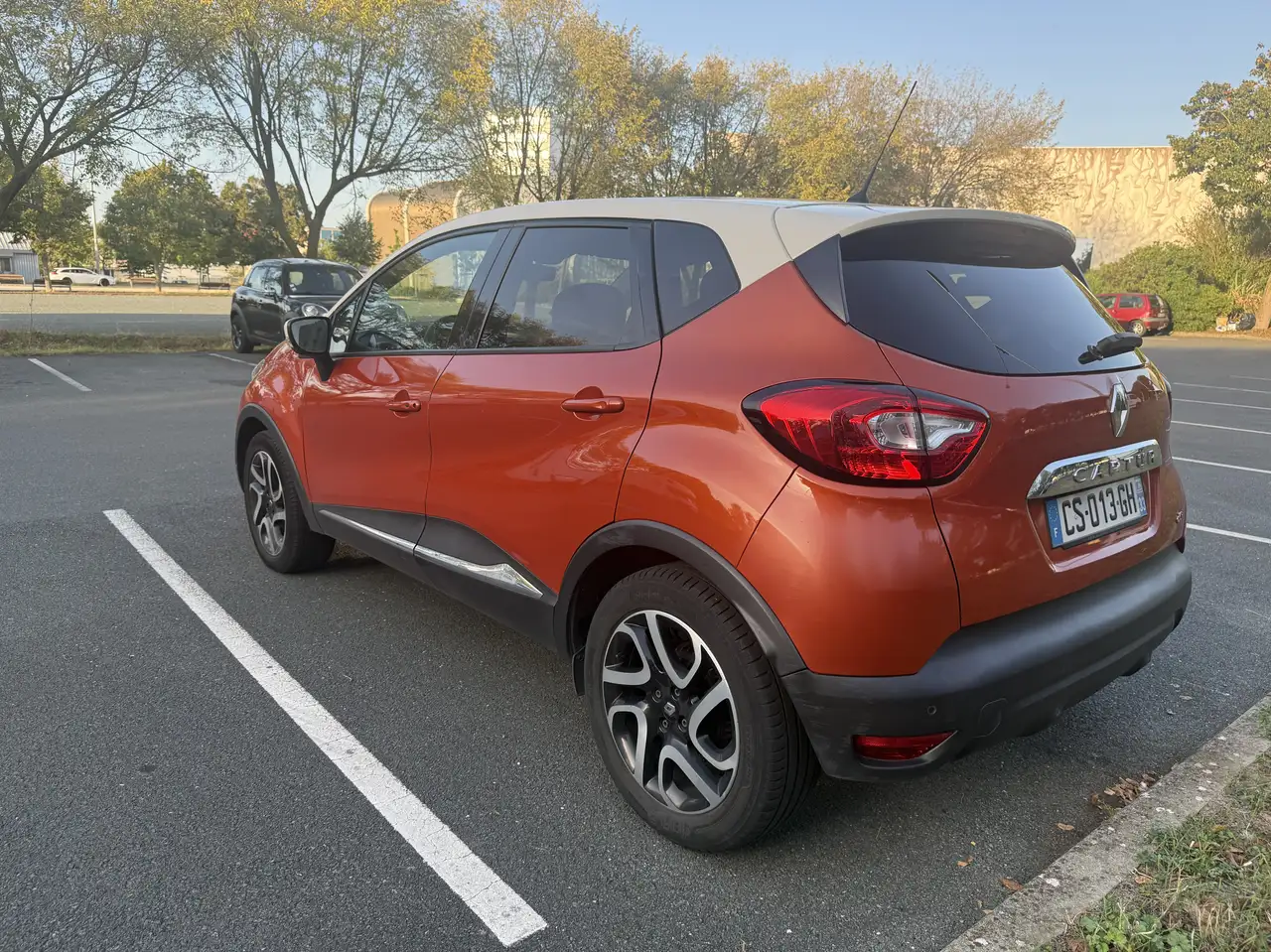 Renault Captur — photo 3