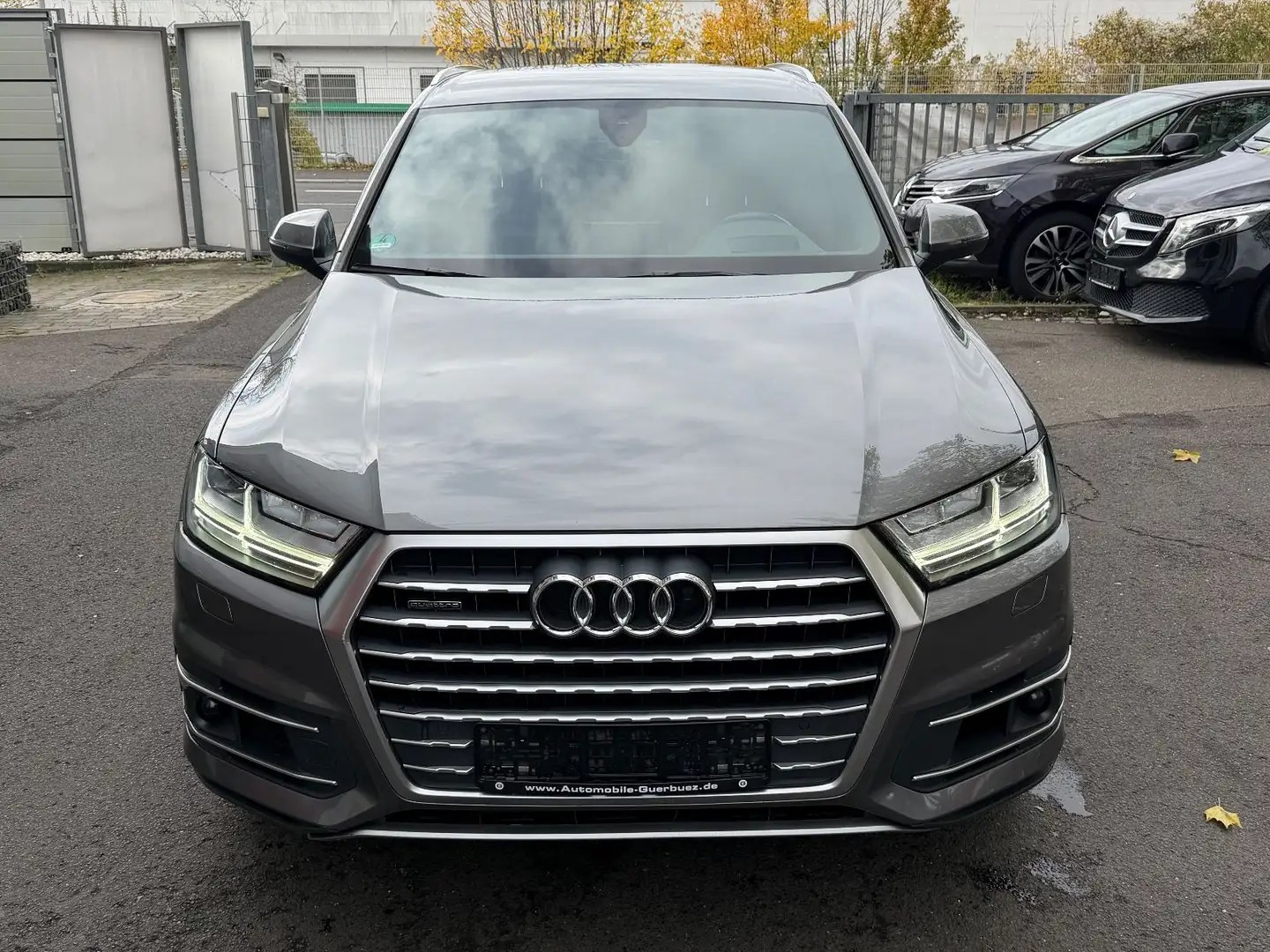 Audi Q7 3.0 TDI quattro~7SITZER~S LINE~ALCANTARA Grau - 2