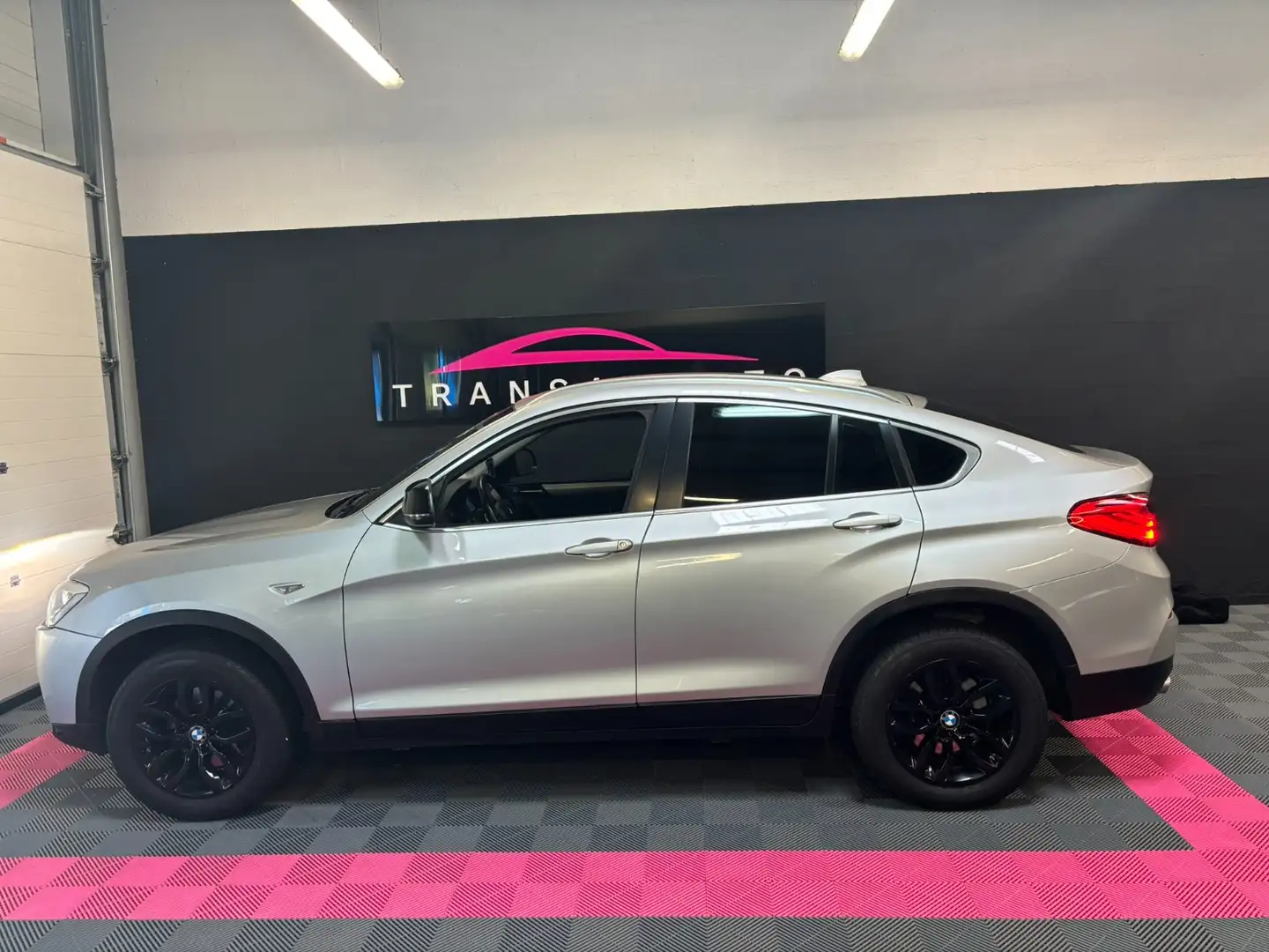 BMW X4 M Sport A Grau - 2