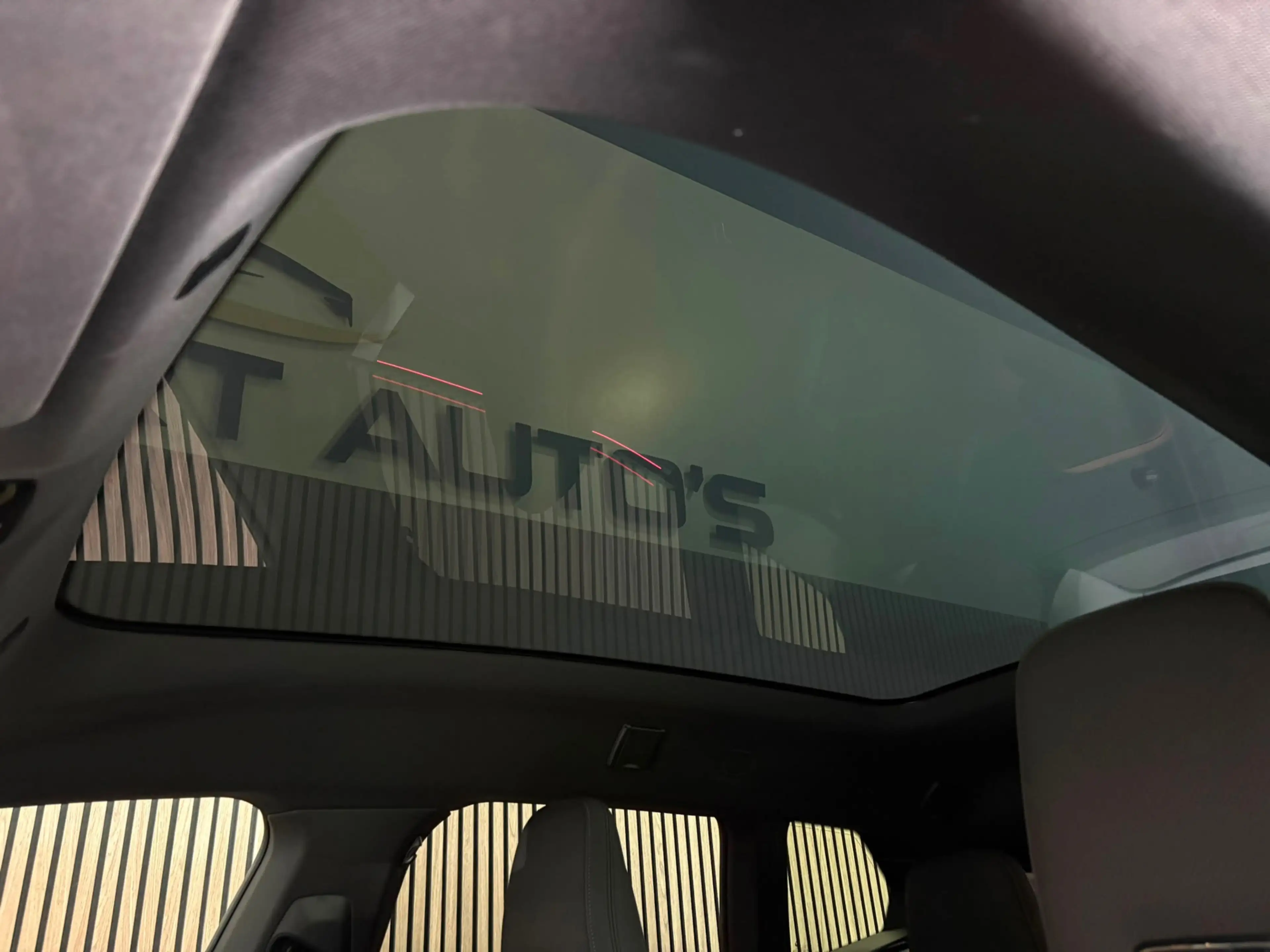 BMW iX XDrive50 Business Edition Plus 112 kWh / Panoramad — photo 14