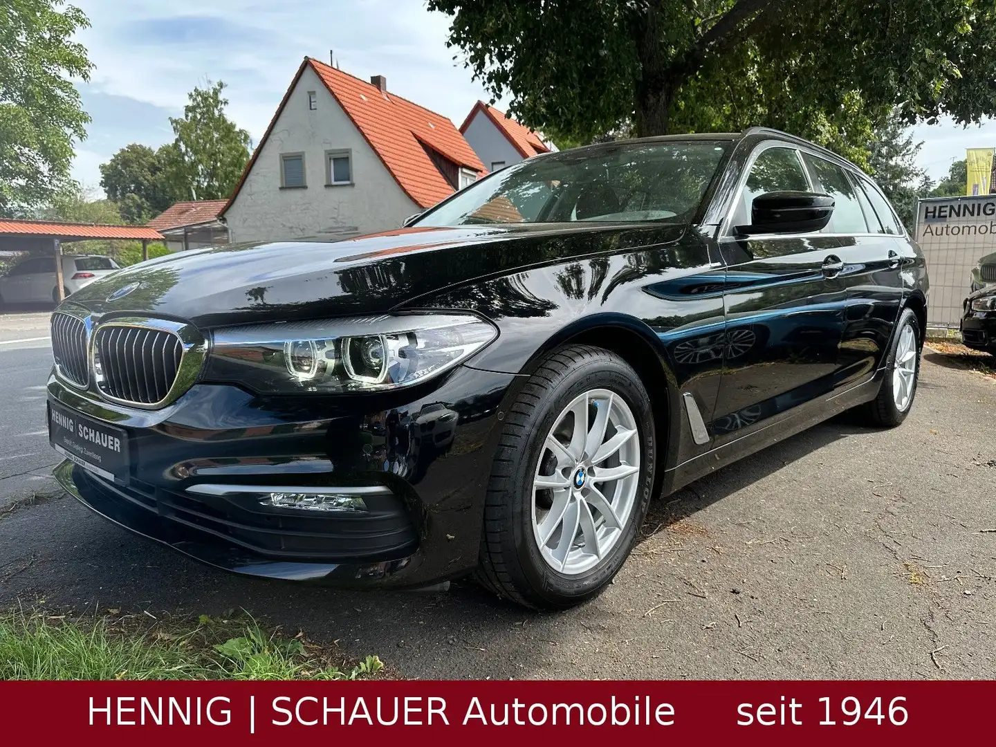 BMW 520 i touring Auto. | Navi | LED | AHK schwenkbar Noir - 1