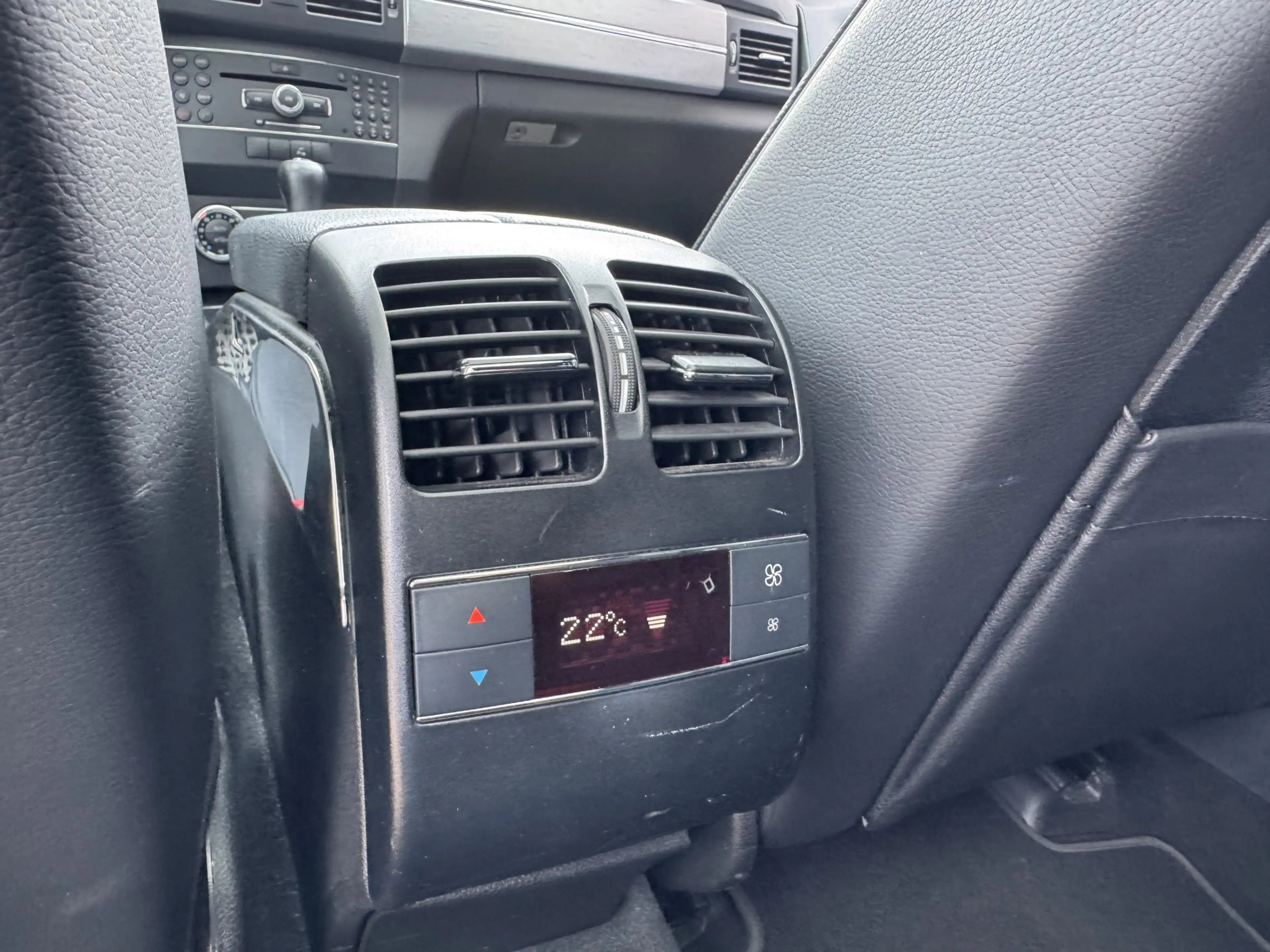 Mercedes-Benz GLK 350 272pk Aut. 4-Matic Unieke staat NL Auto Youngtimer — photo 24