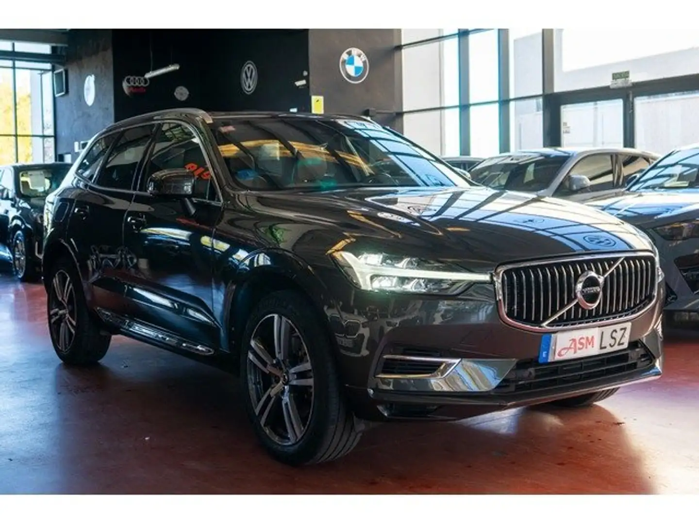 Volvo XC60 T6 Recharge Inscription Gris - 2