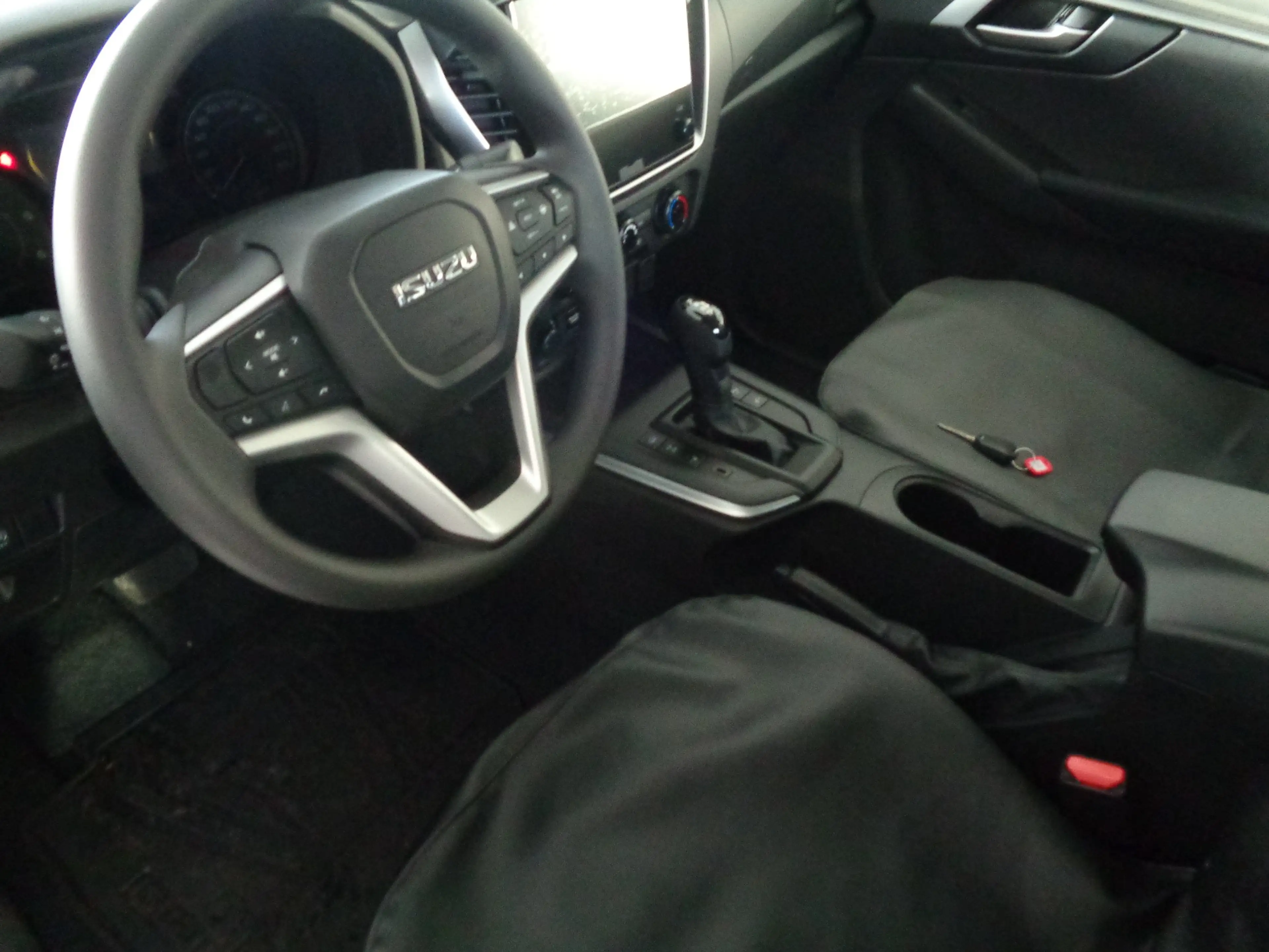 Isuzu D-Max D-Max Double Cab 4WD Autm. LS Modell 2026 — photo 5