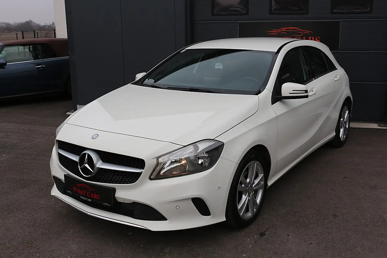 Mercedes-Benz A 180 d Aut. Weiß - 1