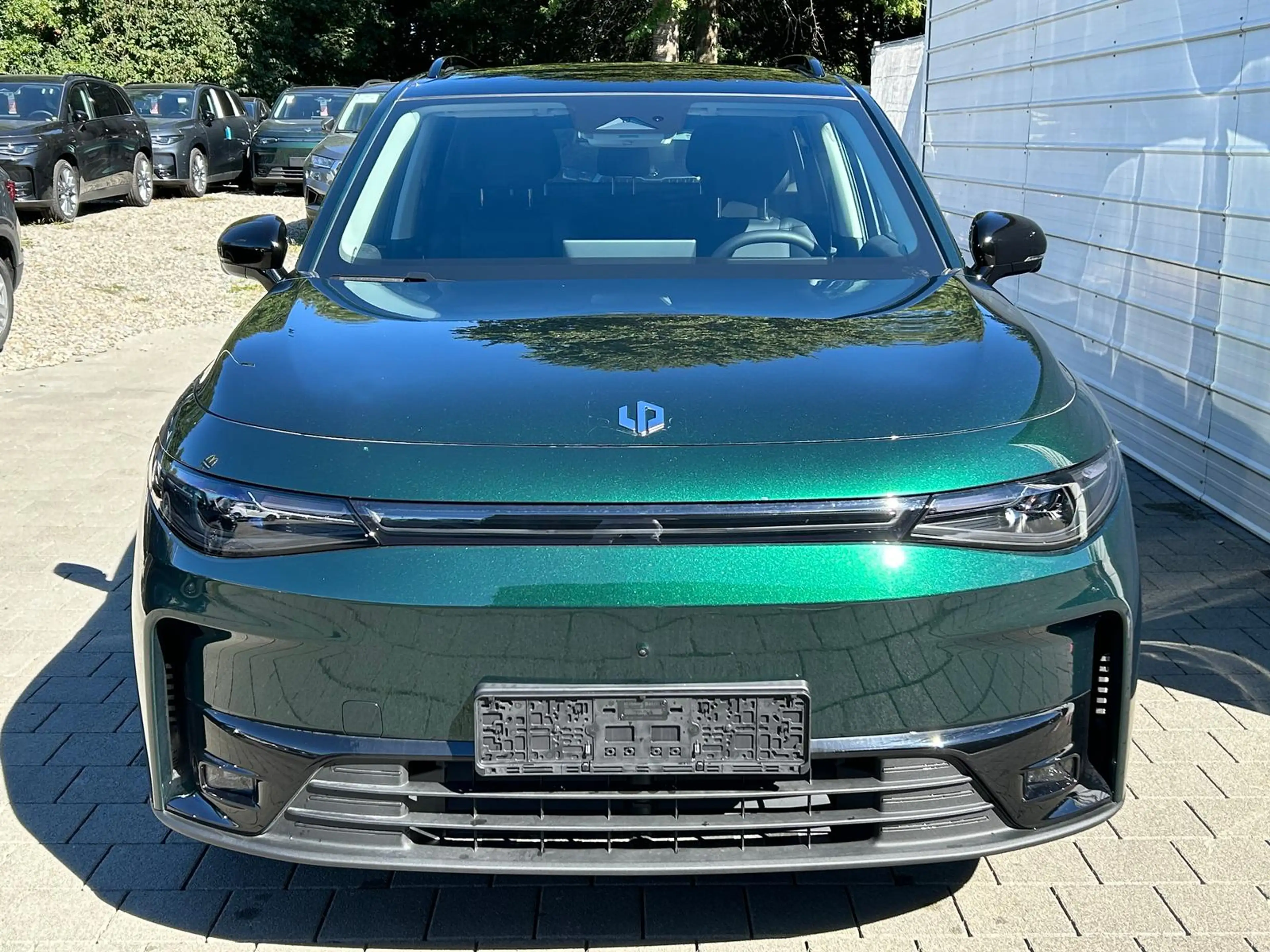 Leapmotor C10 Design ProMax BEV 81,9 kWh Navi*SHZ*Pano*Leder*360 — photo 3