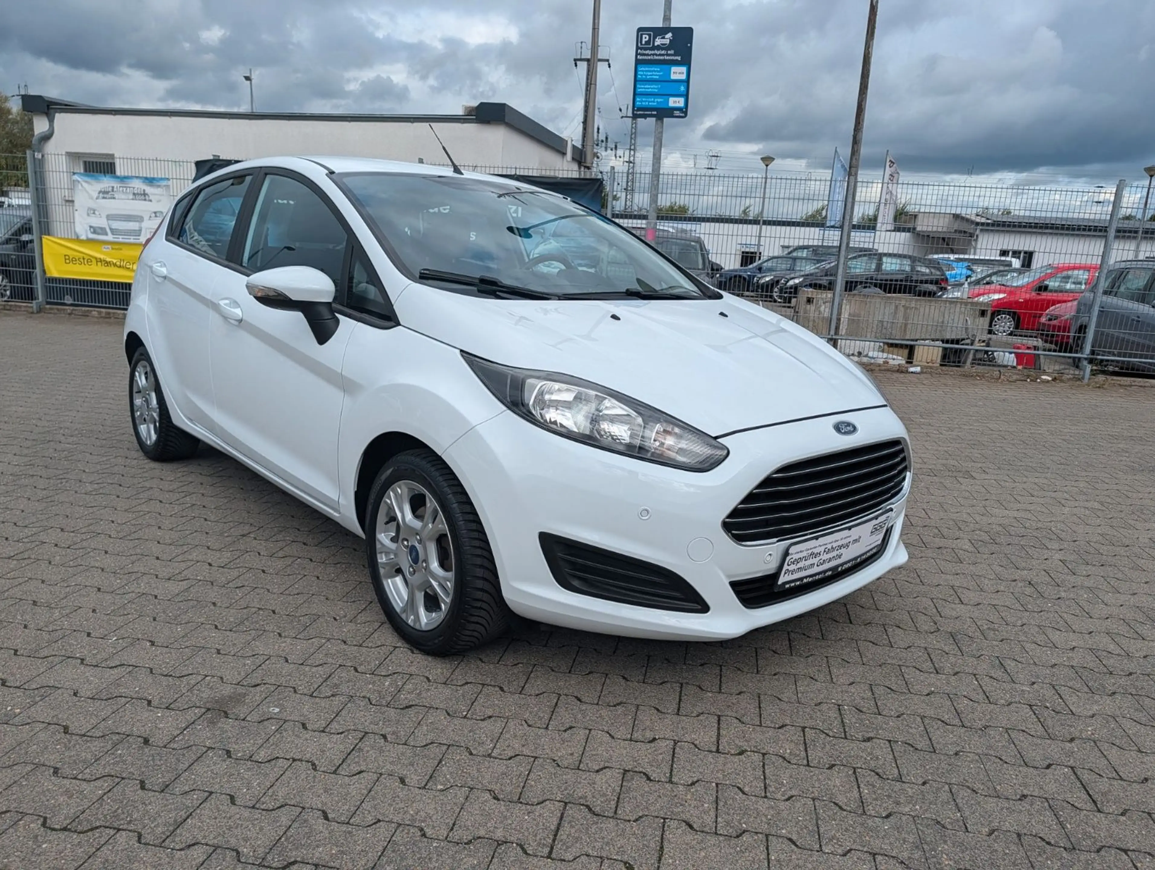Ford Fiesta PowerShift GARANTIE KLIMA NAVI PDC TEMPOM — photo 3