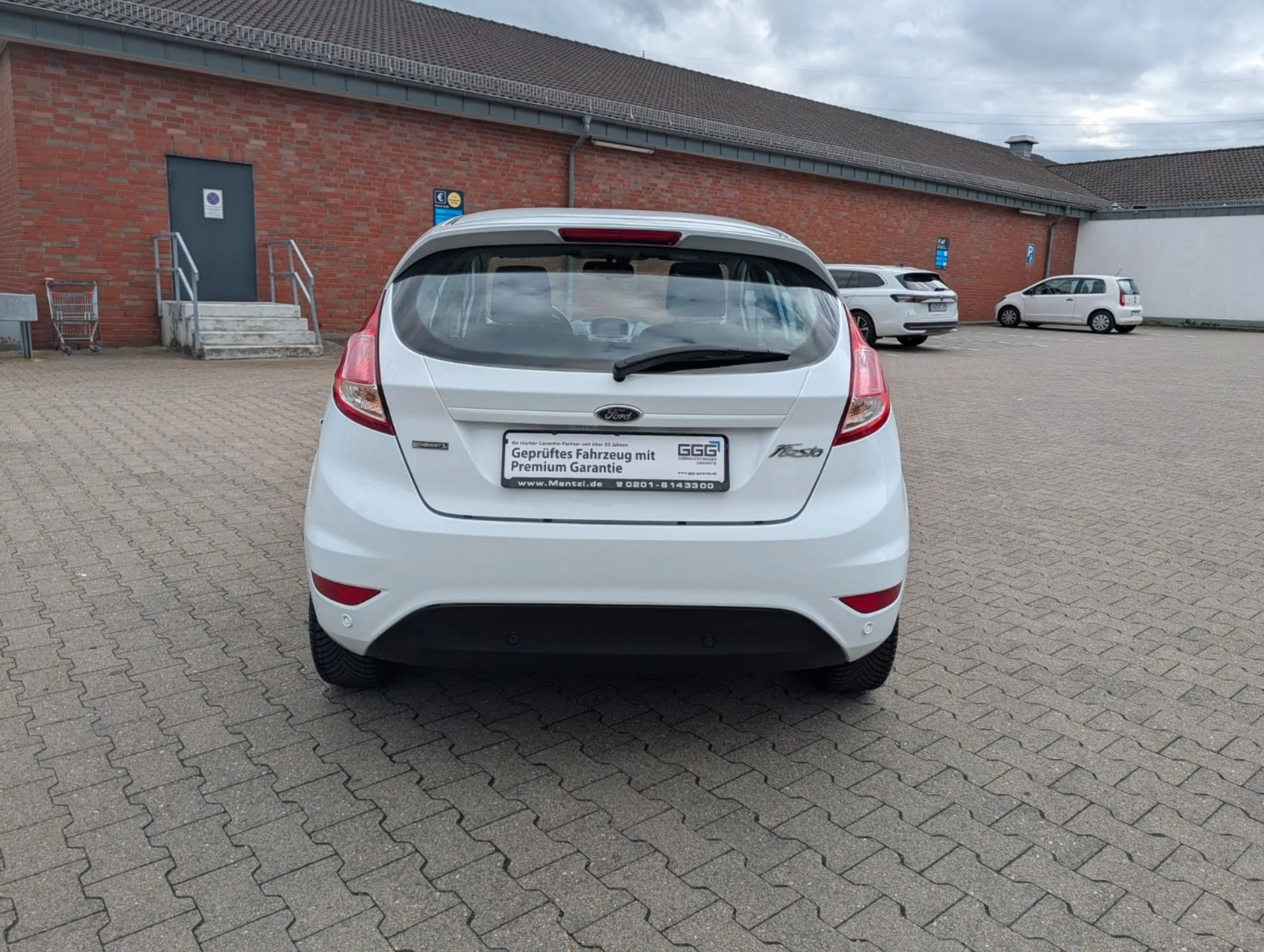 Ford Fiesta PowerShift GARANTIE KLIMA NAVI PDC TEMPOM — photo 7