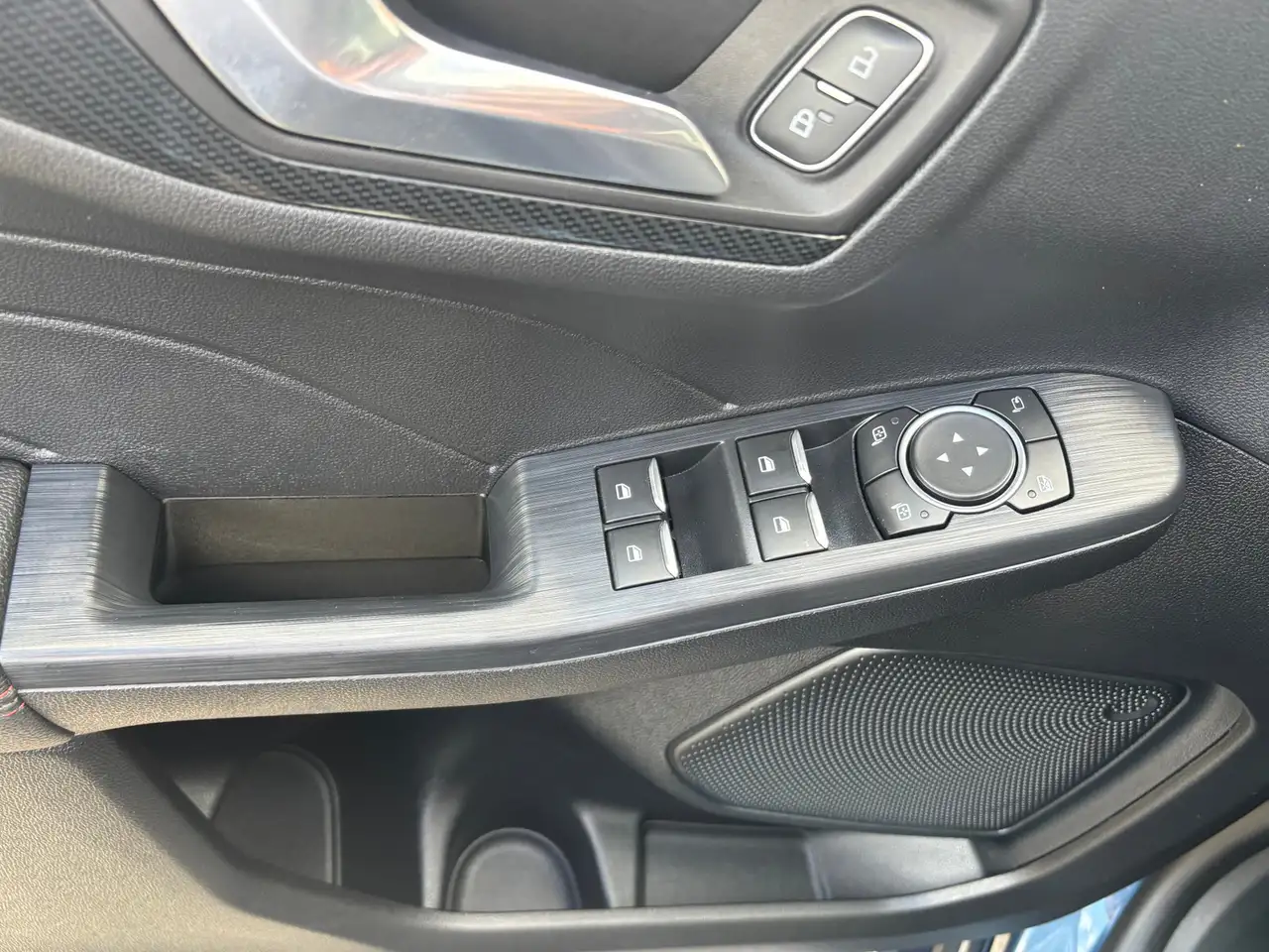 Ford Kuga Plug-In Hybrid ST-Line X 225PS AHK/ACC/LED, миниатюра 17